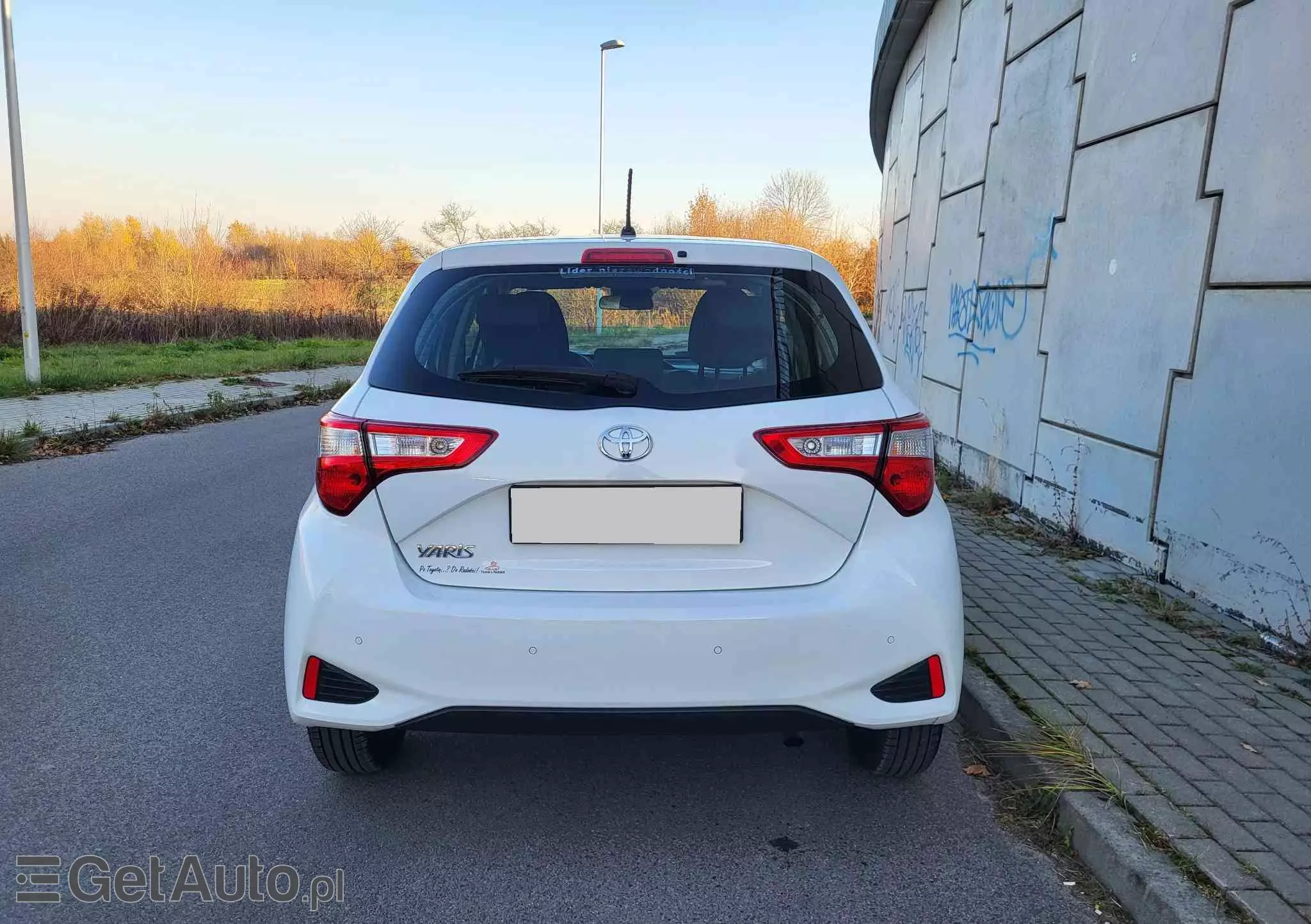 TOYOTA Yaris 