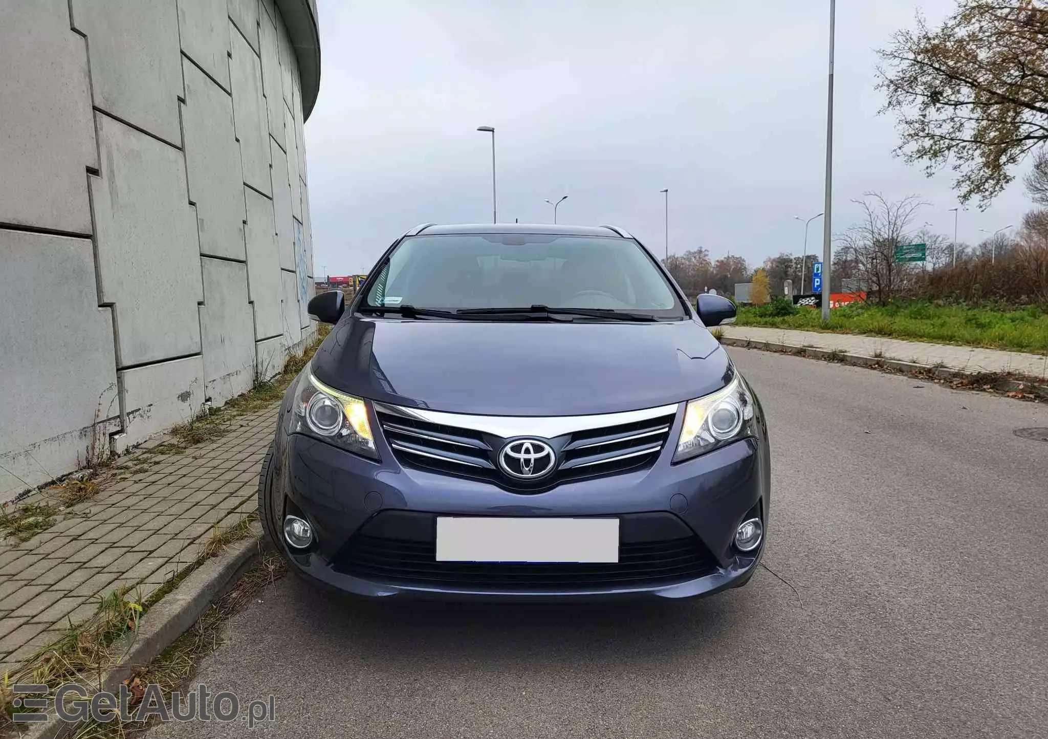 TOYOTA Avensis 