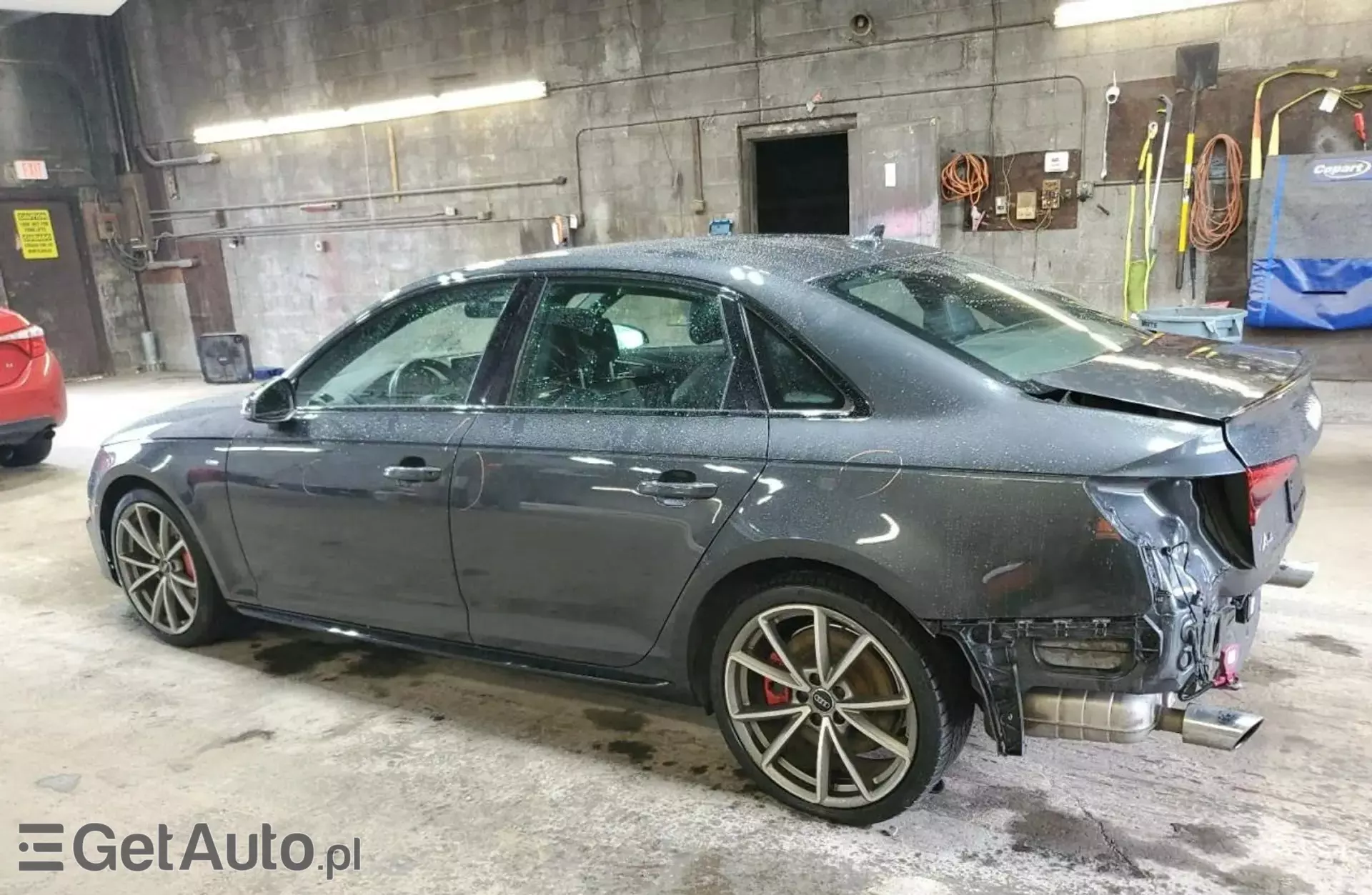 AUDI A4 