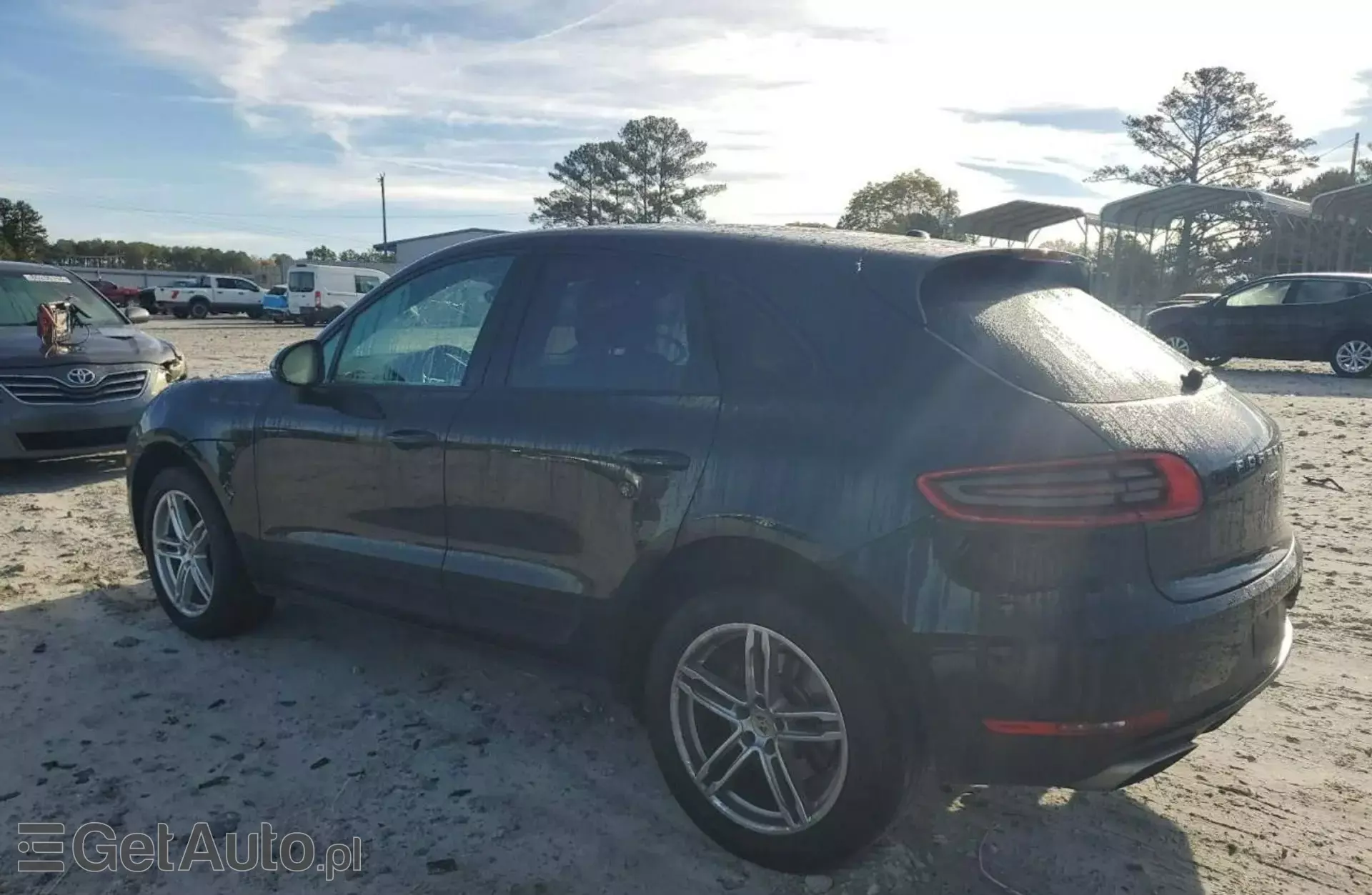 PORSCHE Macan 