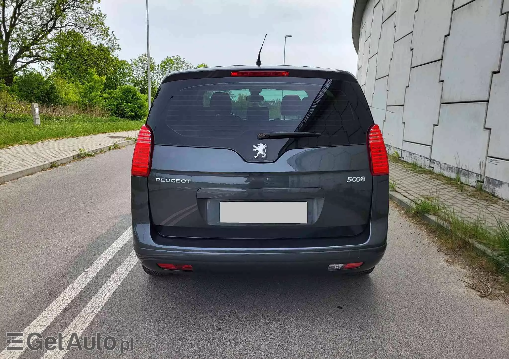 PEUGEOT 5008 