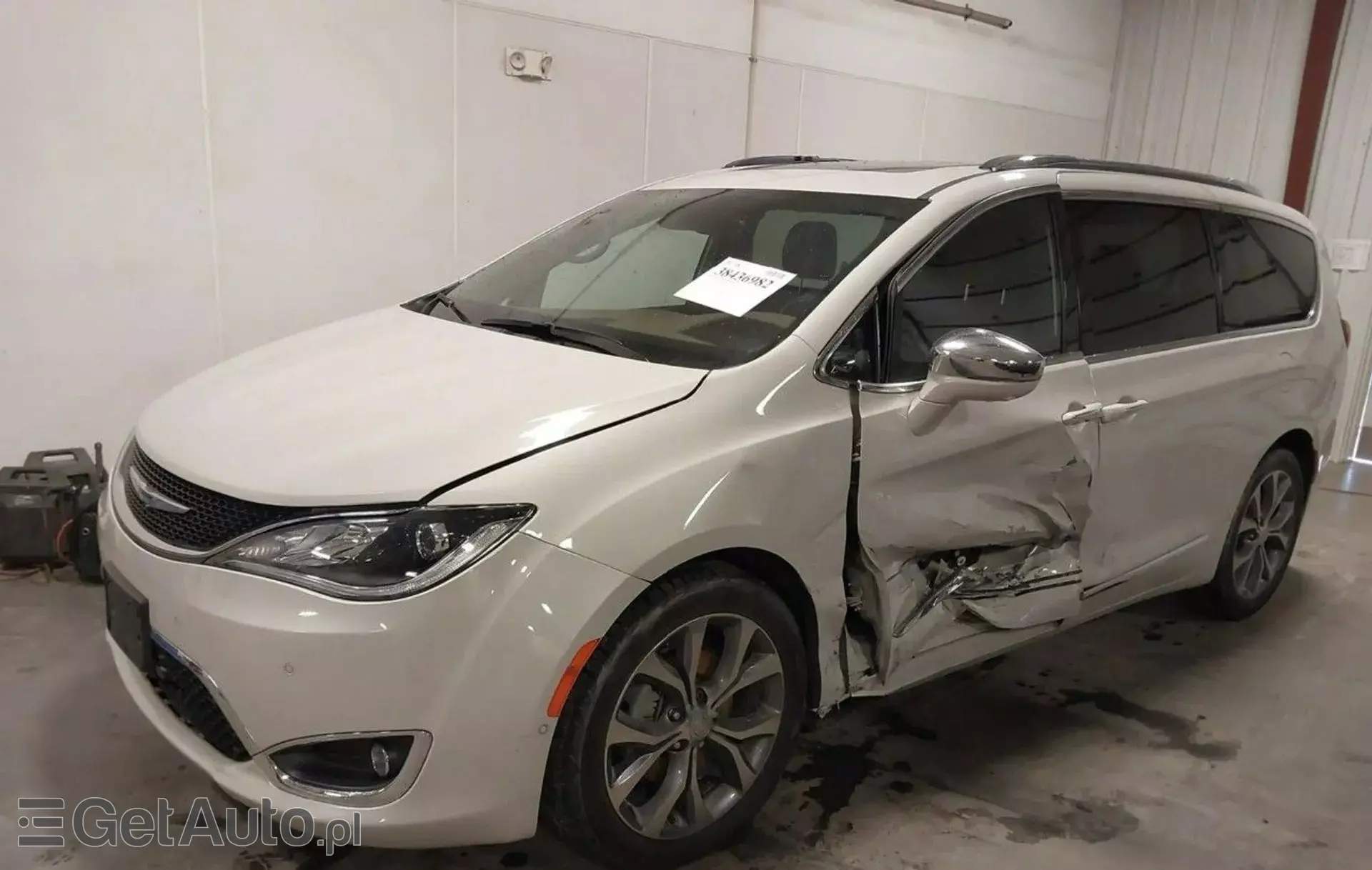 CHRYSLER Pacifica 