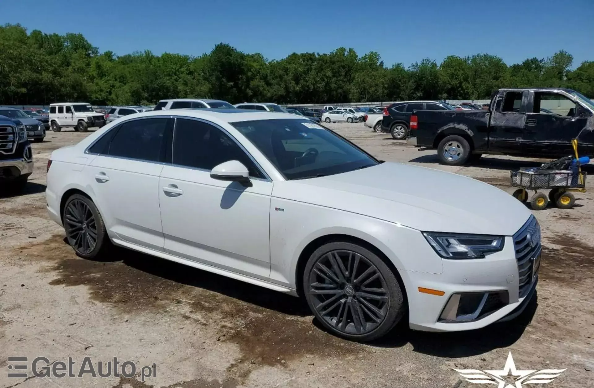 AUDI A4 