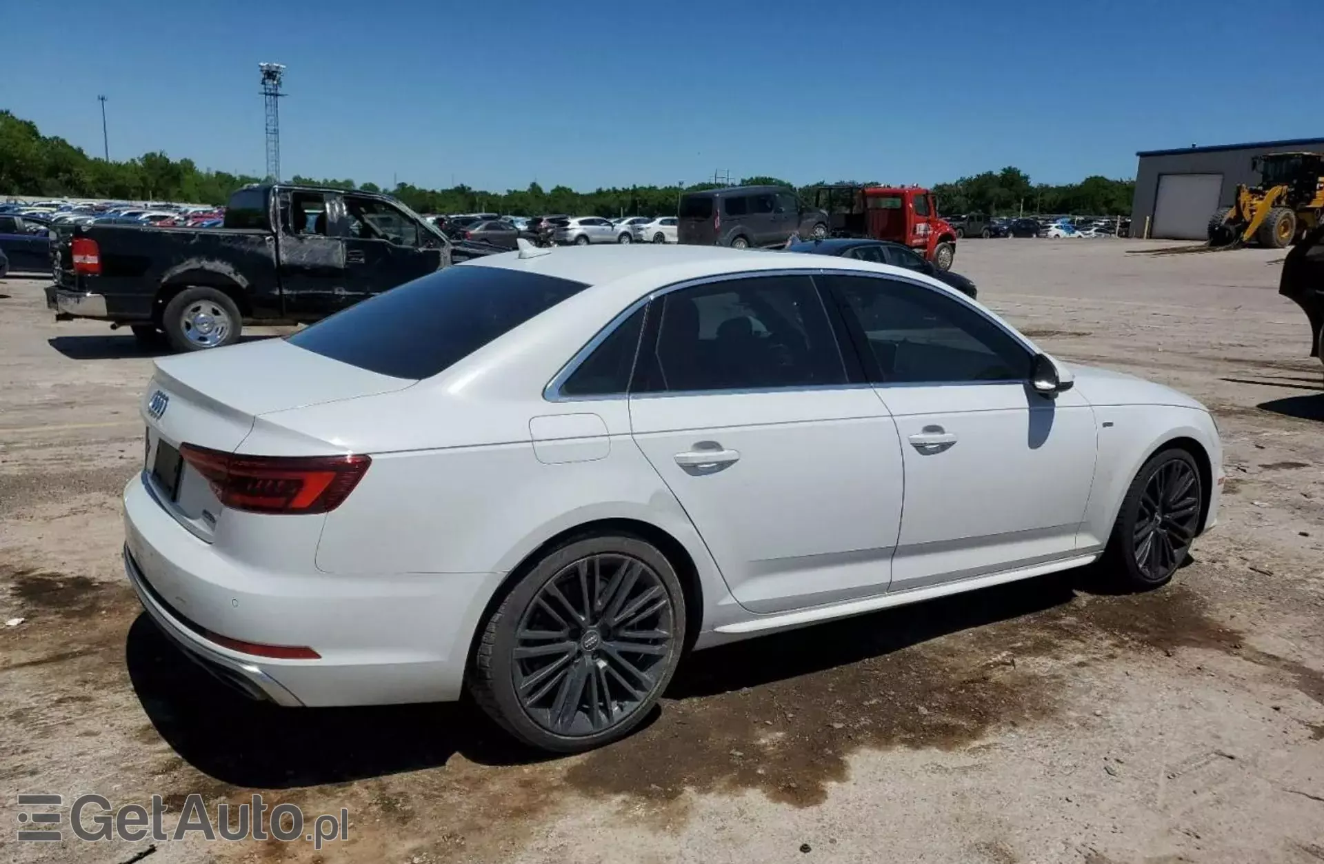 AUDI A4 