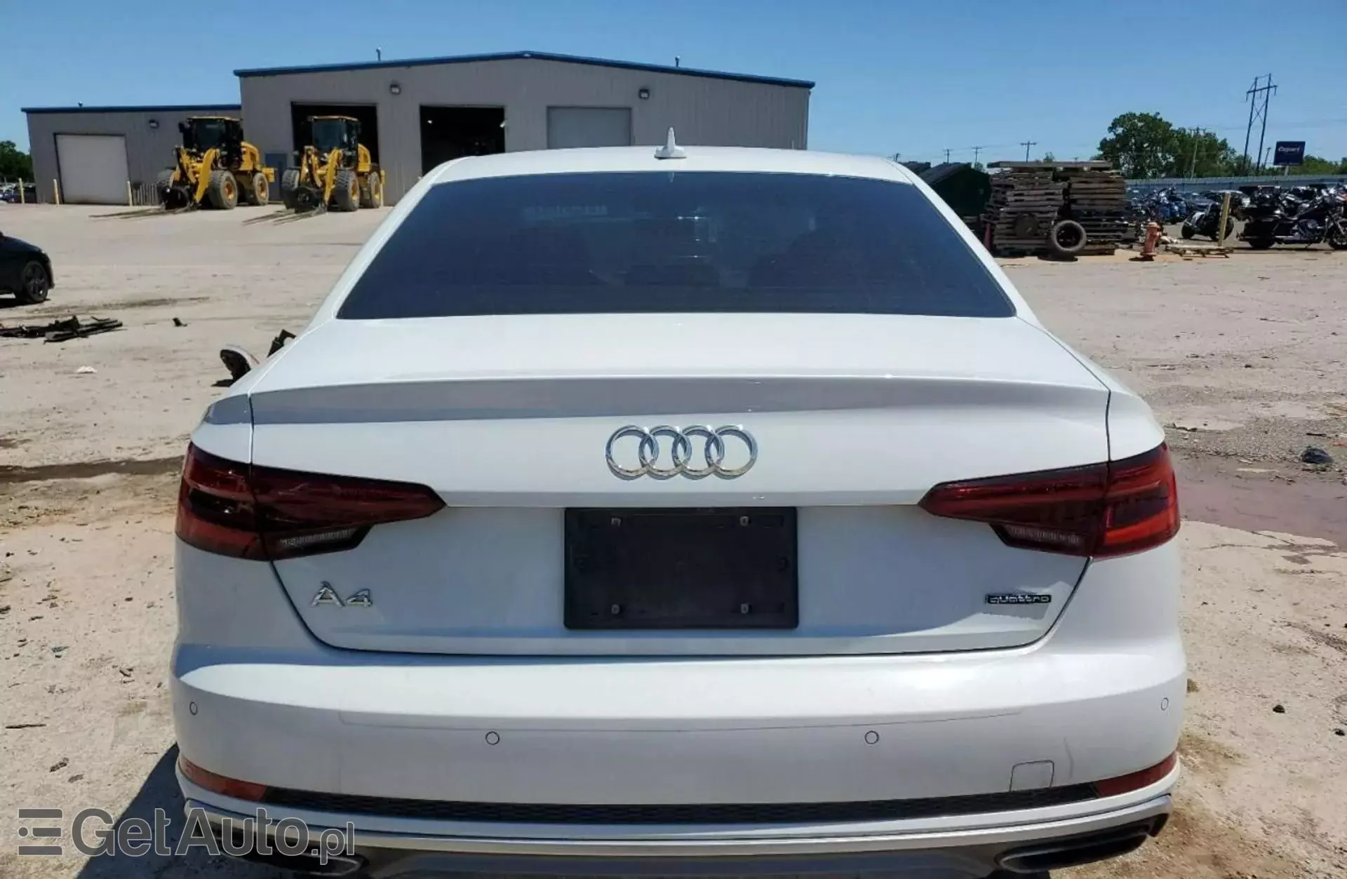 AUDI A4 