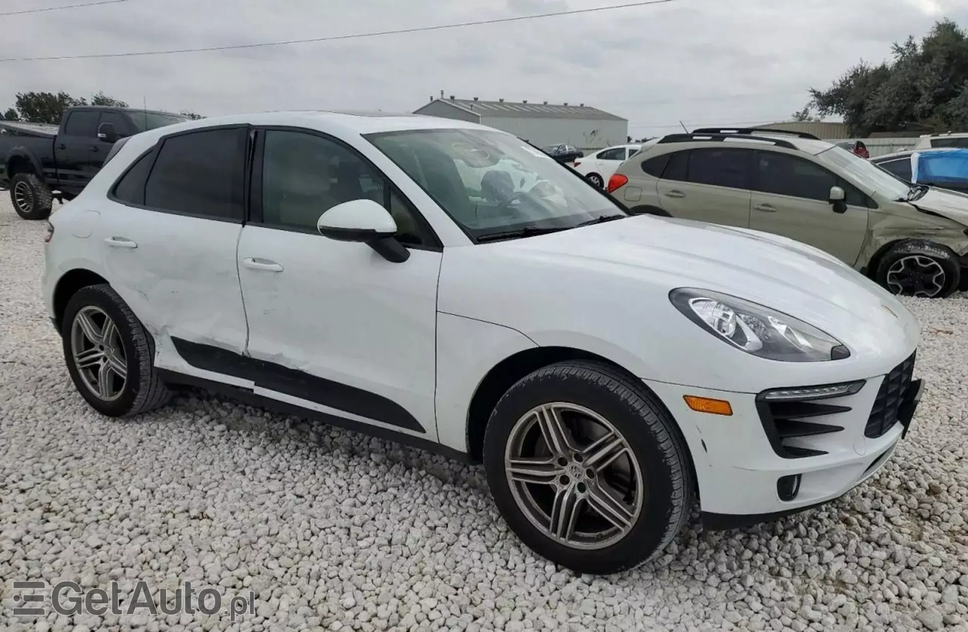 PORSCHE Macan 