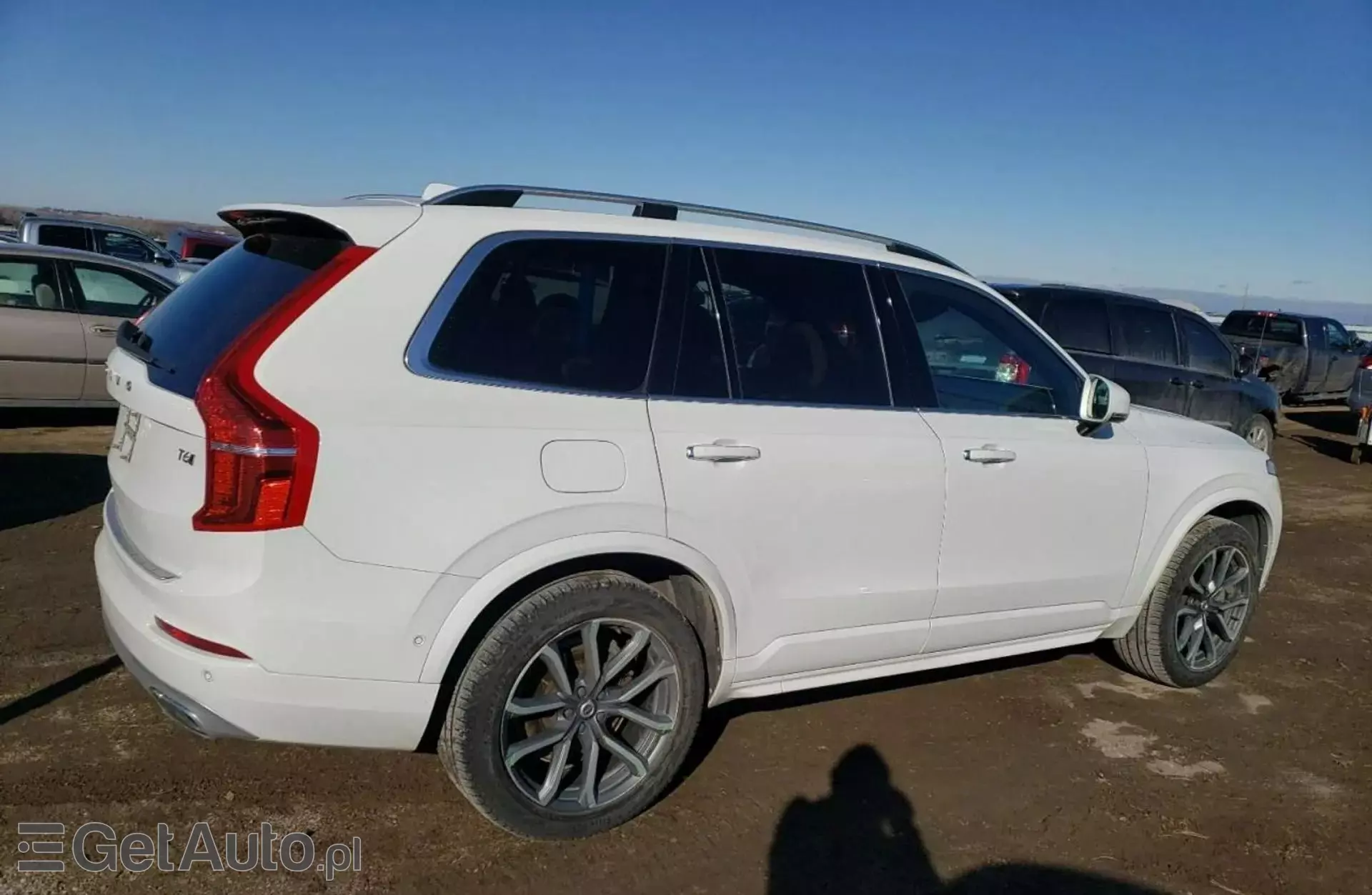 VOLVO XC90 