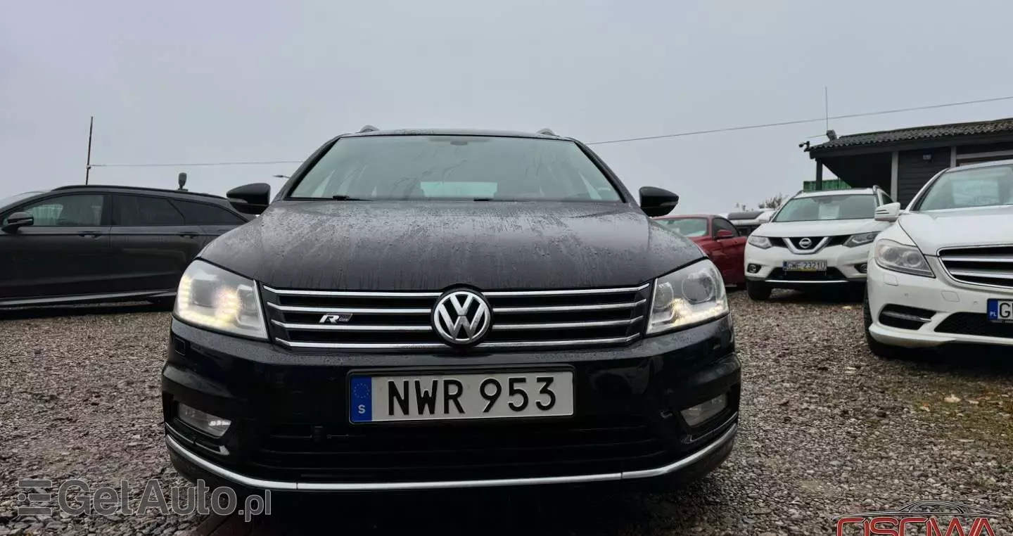 VOLKSWAGEN Passat Variant 2.0 TDI 4Motion DSG BlueMotion Tech R-Line