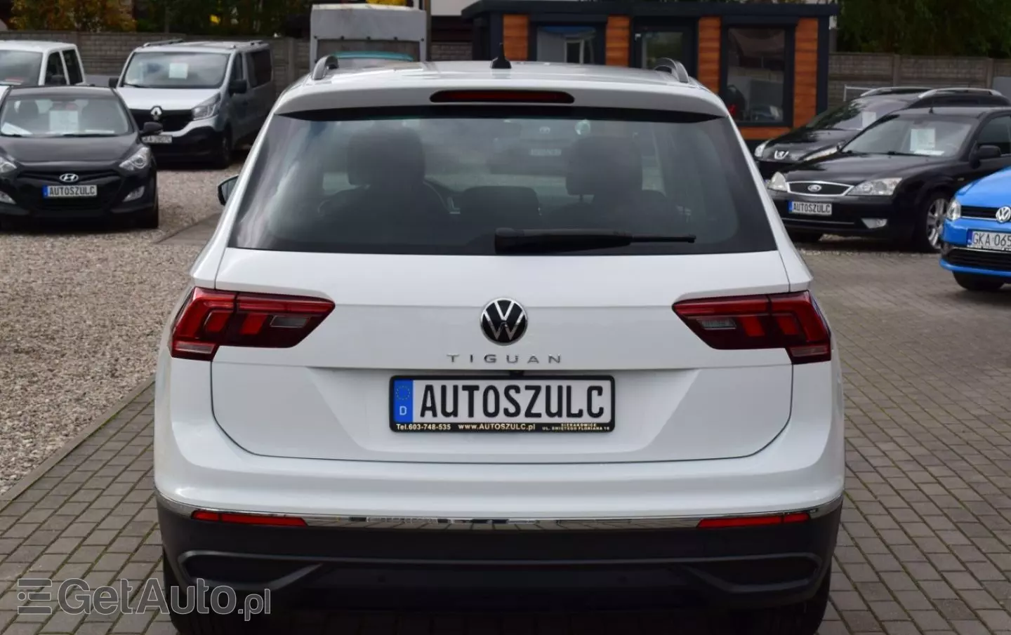 VOLKSWAGEN Tiguan 