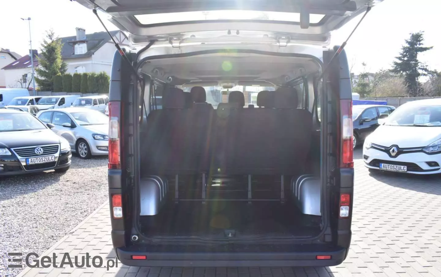 RENAULT Trafic 