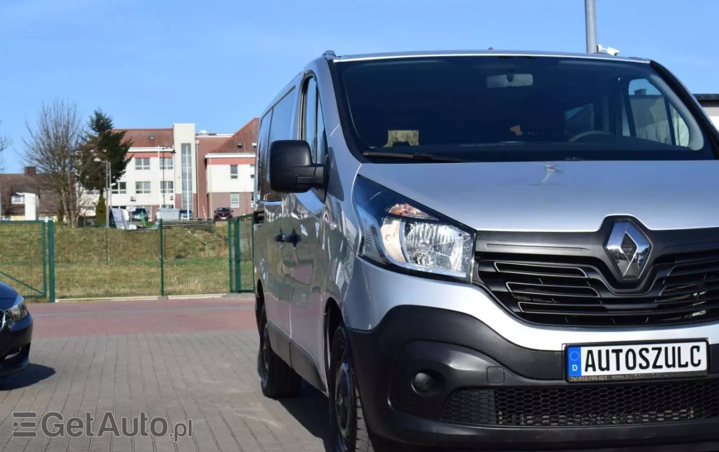 RENAULT Trafic 