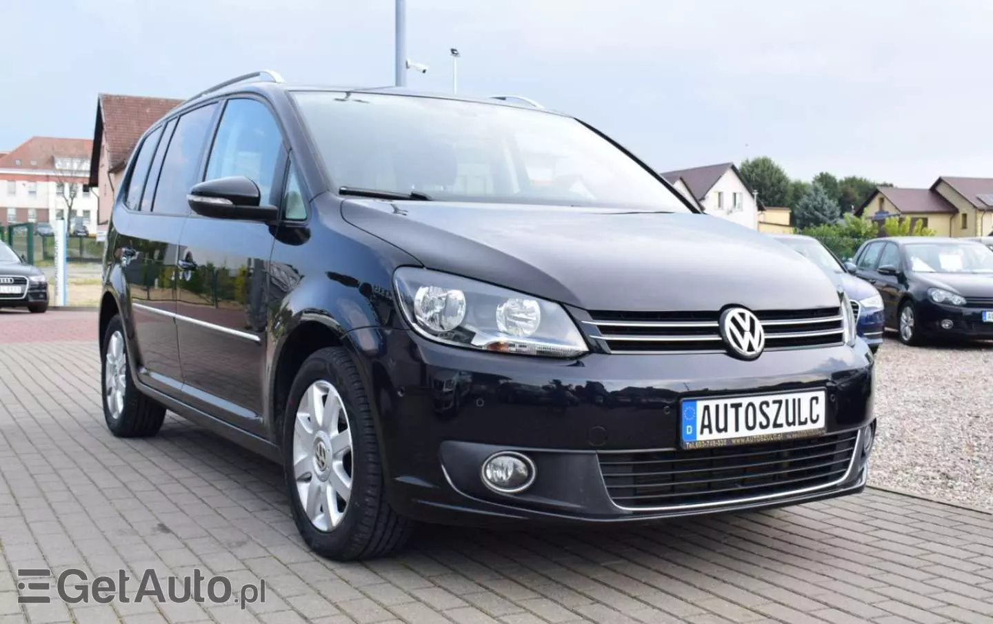 VOLKSWAGEN Touran 