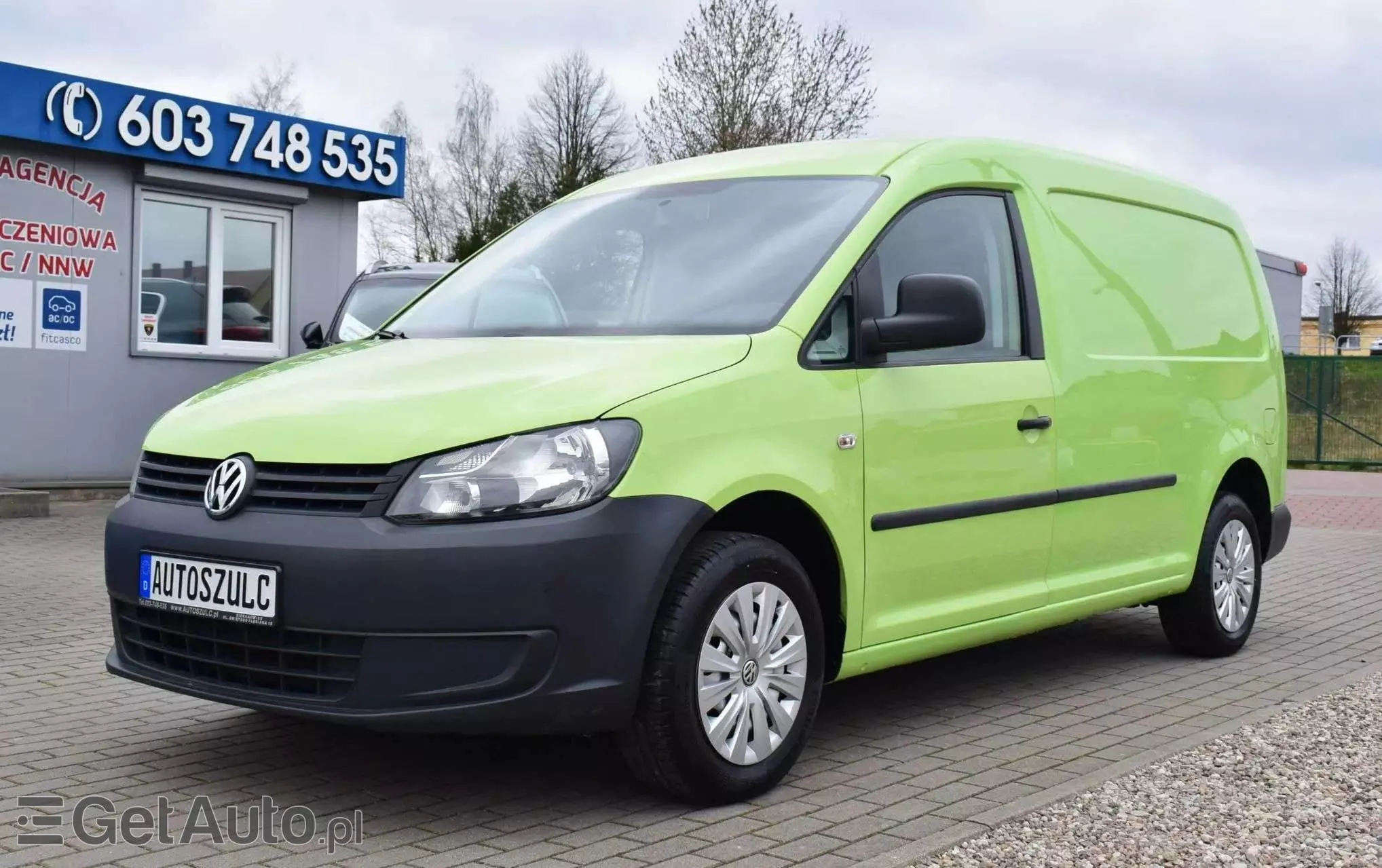 VOLKSWAGEN Caddy 