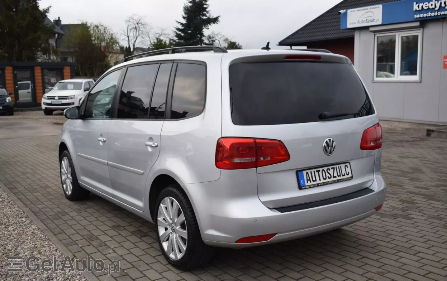 VOLKSWAGEN Touran 