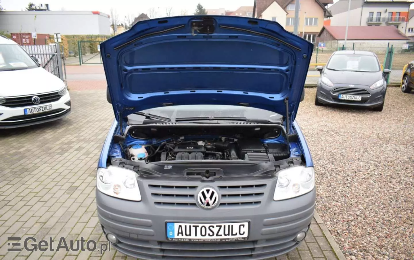 VOLKSWAGEN Caddy 