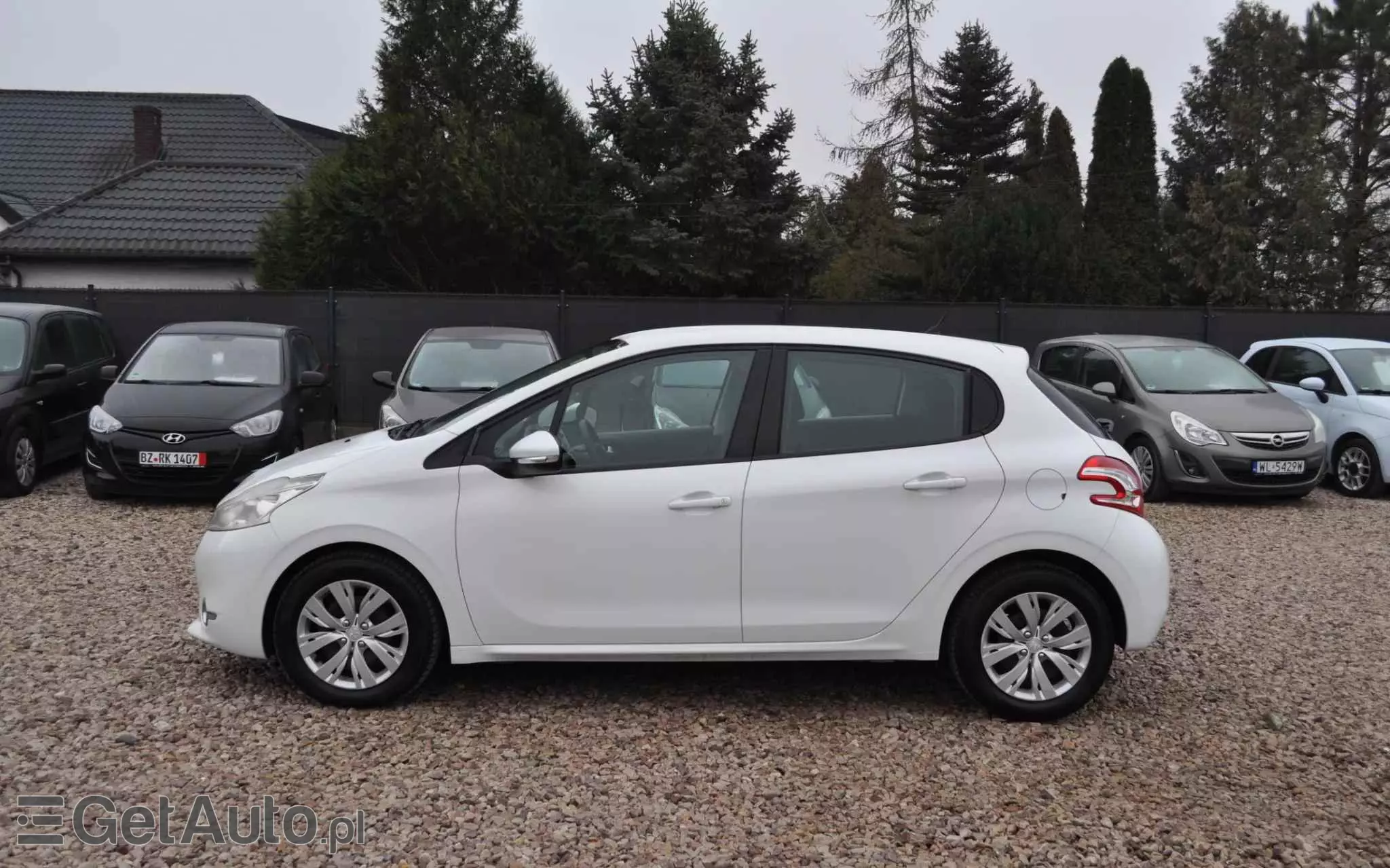 PEUGEOT 208 1.2 PureTech Active