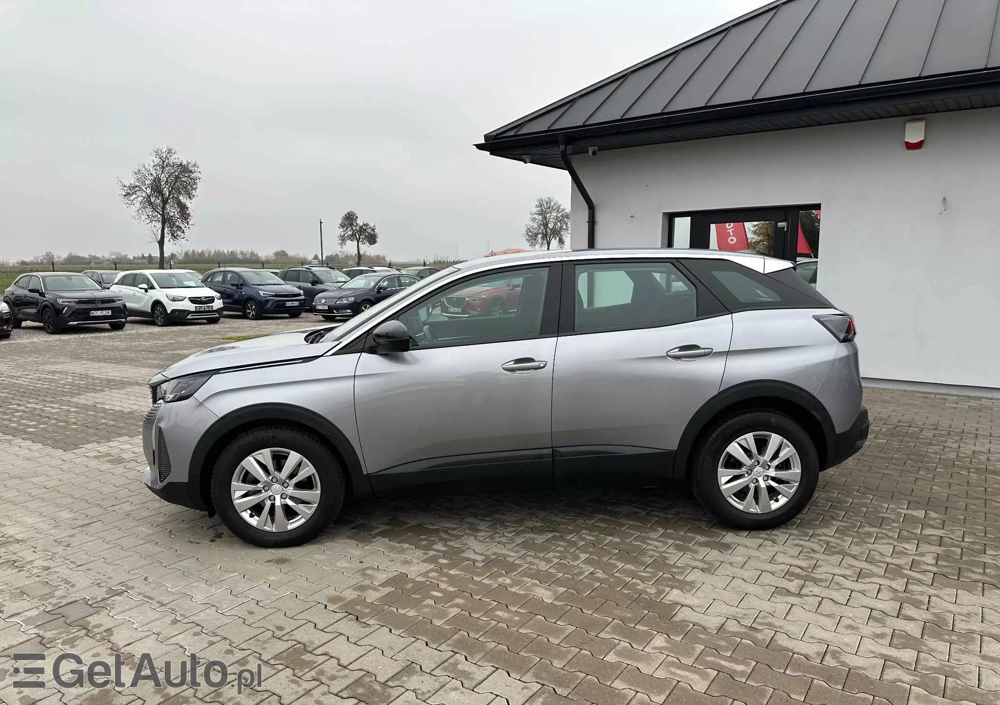 PEUGEOT 3008 BlueHDi 130 Stop & Start Allure Business-Paket