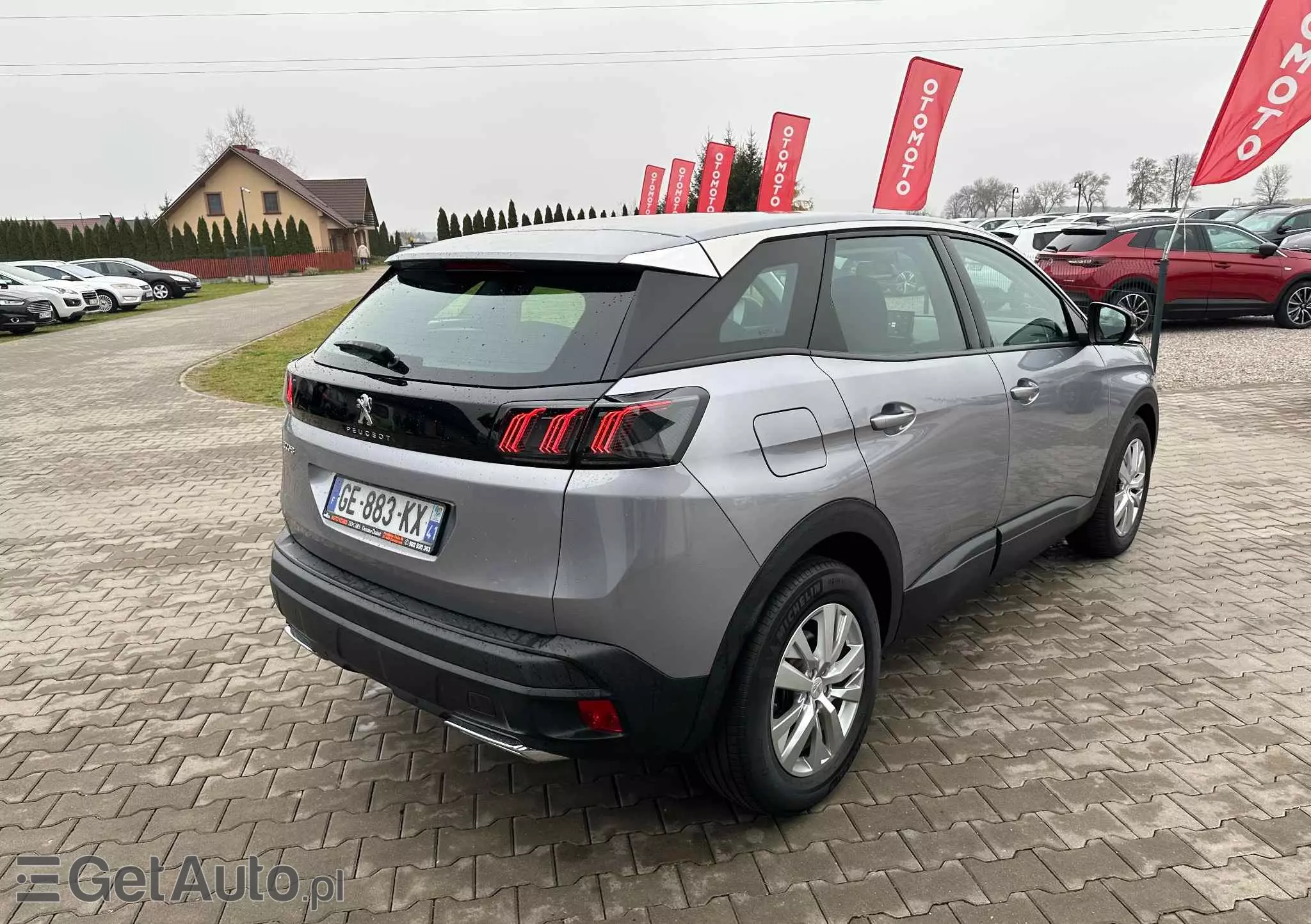 PEUGEOT 3008 BlueHDi 130 Stop & Start Allure Business-Paket