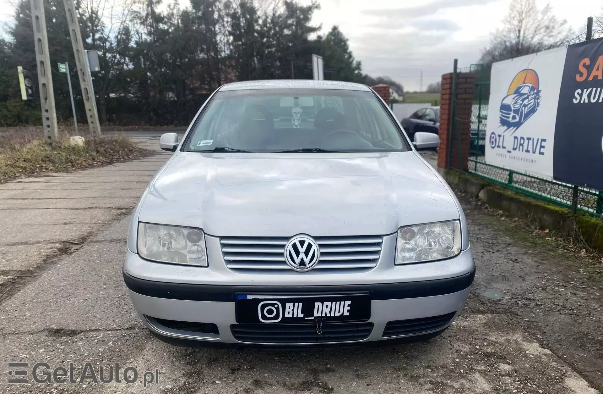 VOLKSWAGEN Bora 1.6 FSI (110 KM)