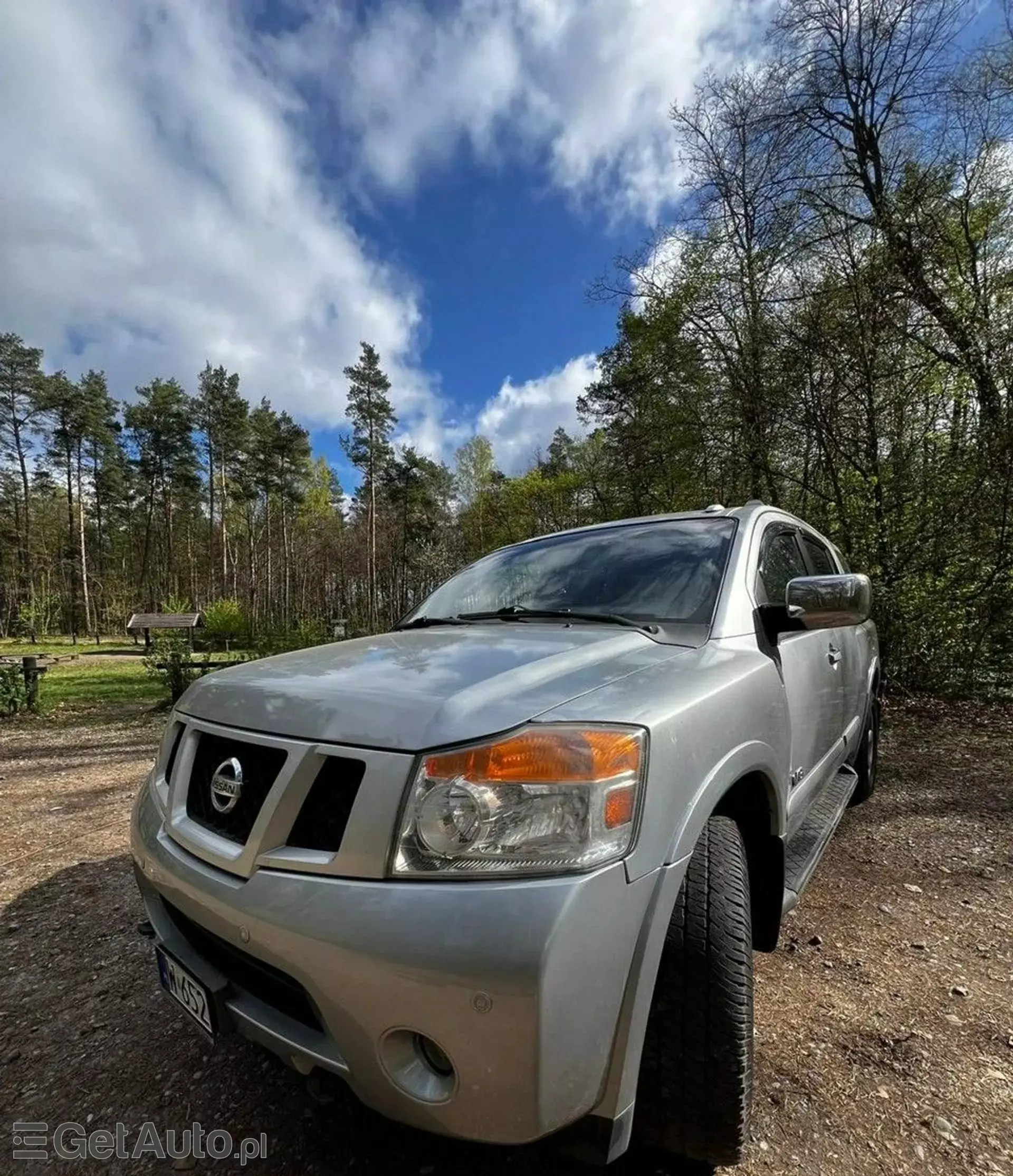 NISSAN Armada 