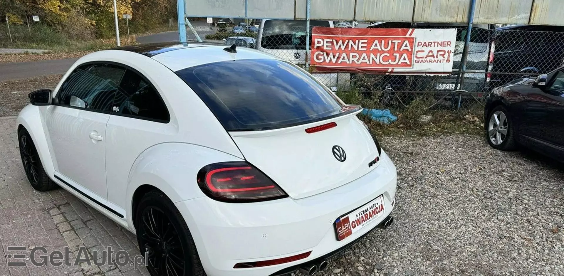 VOLKSWAGEN Beetle 