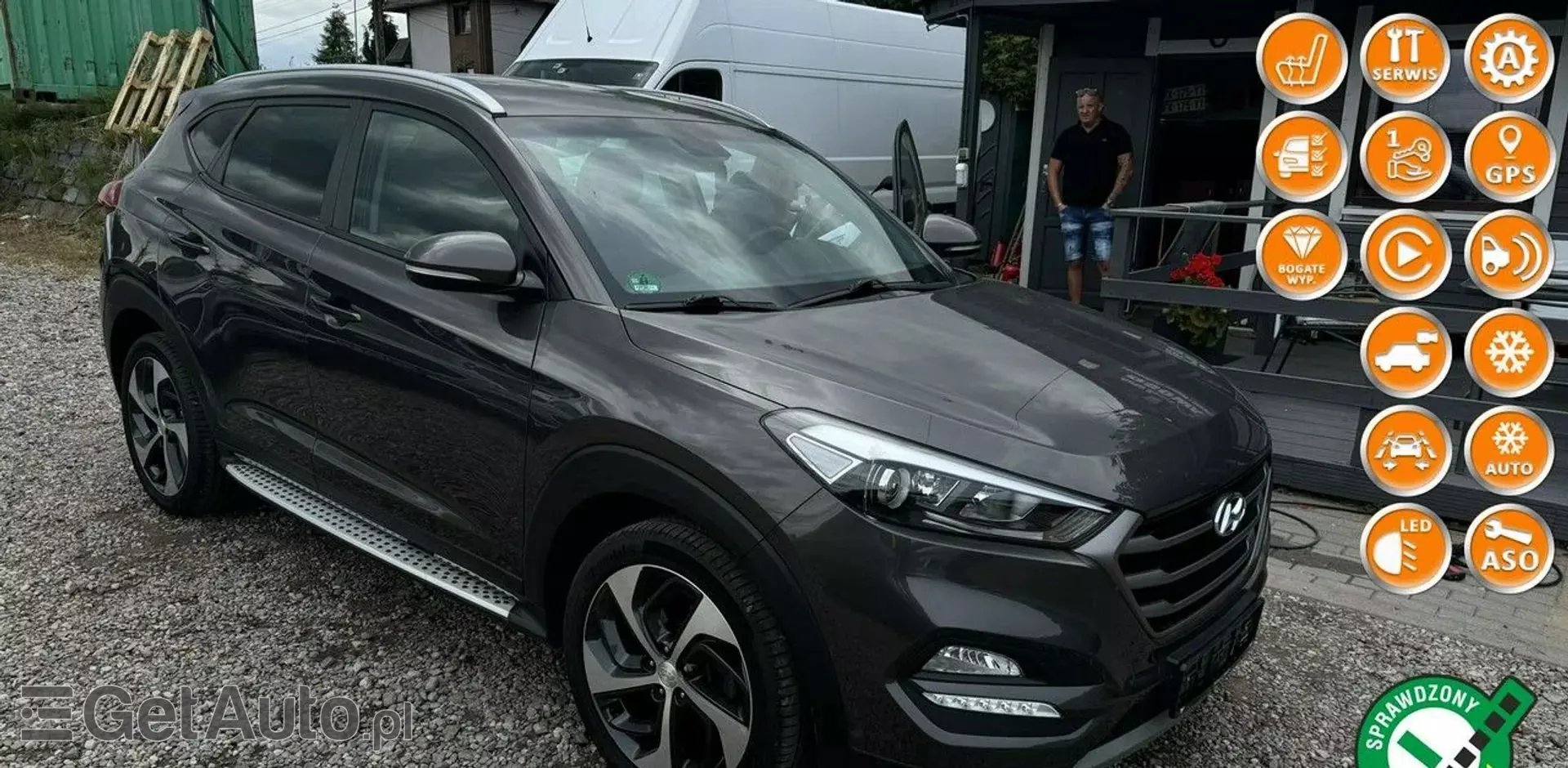 HYUNDAI Tucson 