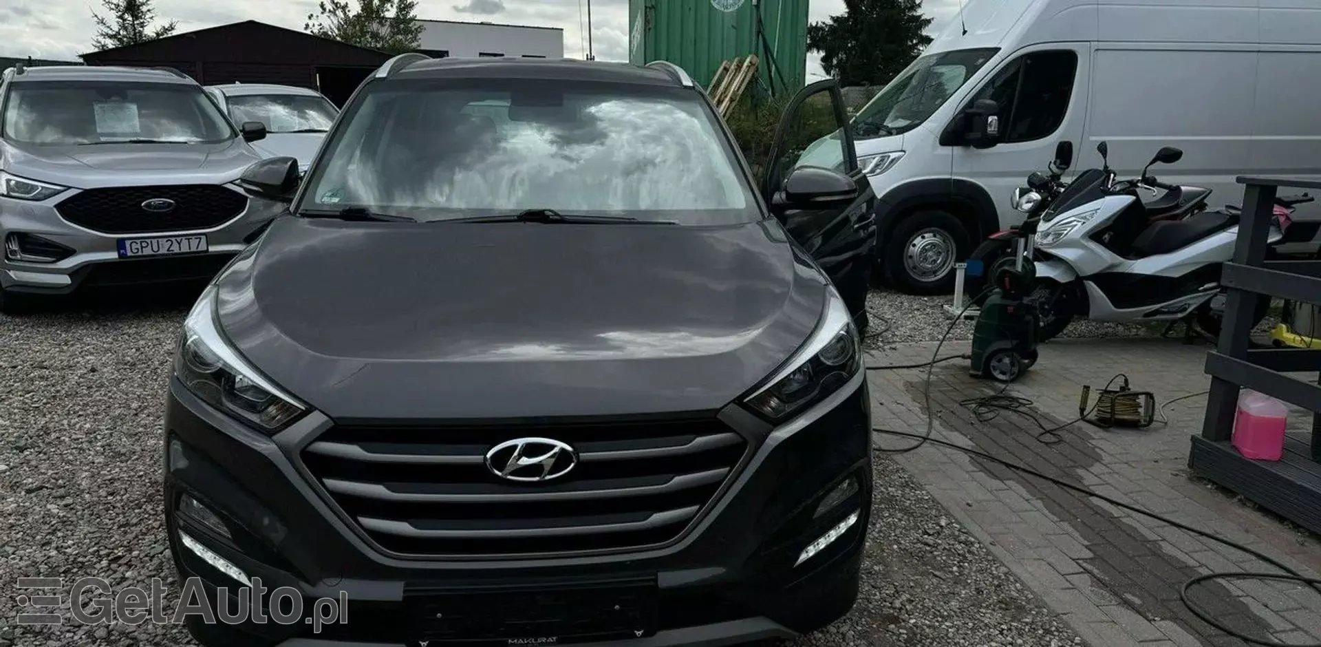 HYUNDAI Tucson 