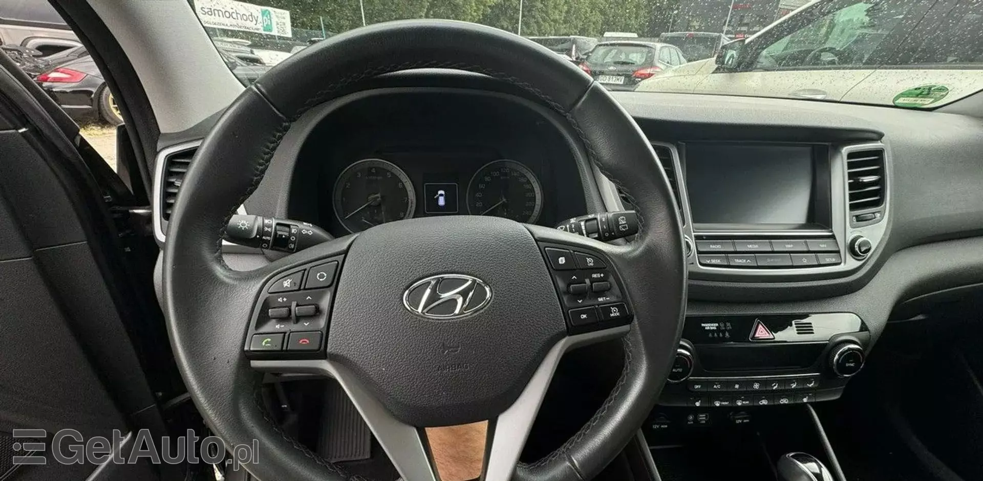 HYUNDAI Tucson 