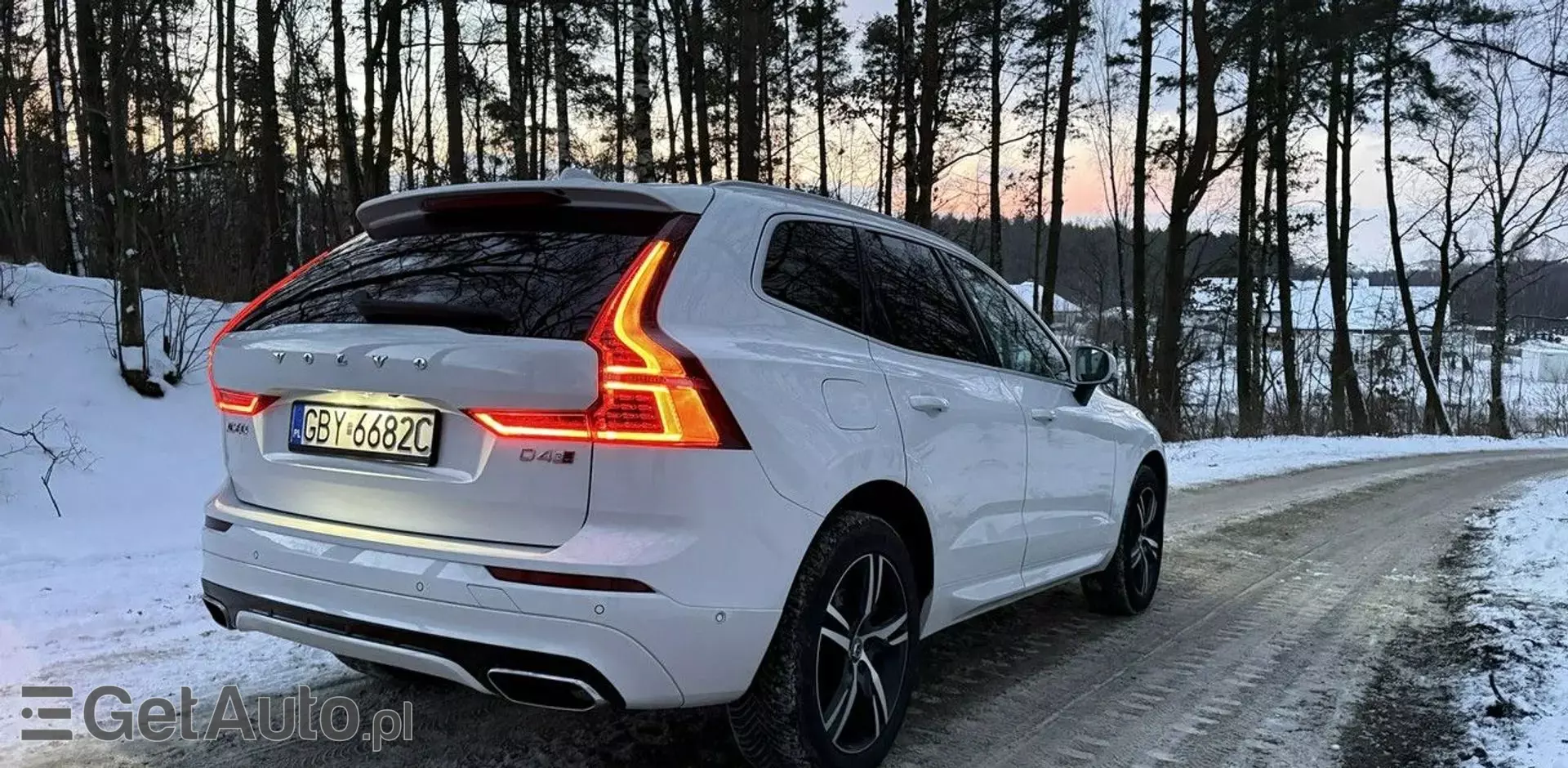 VOLVO XC60 