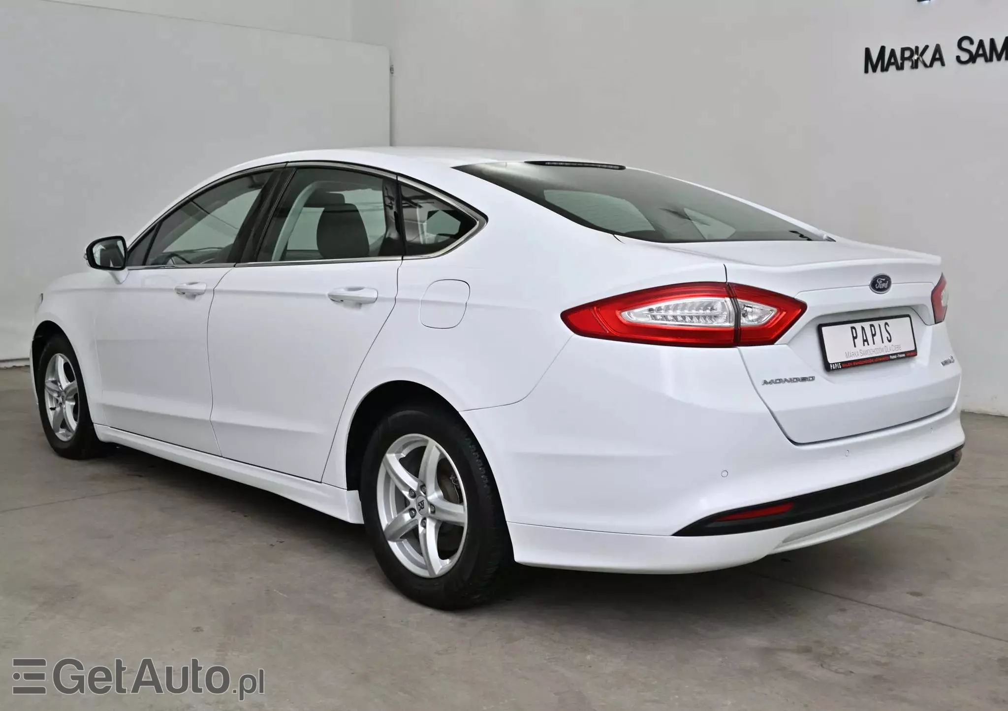 FORD Mondeo 2.0 Hybrid Titanium