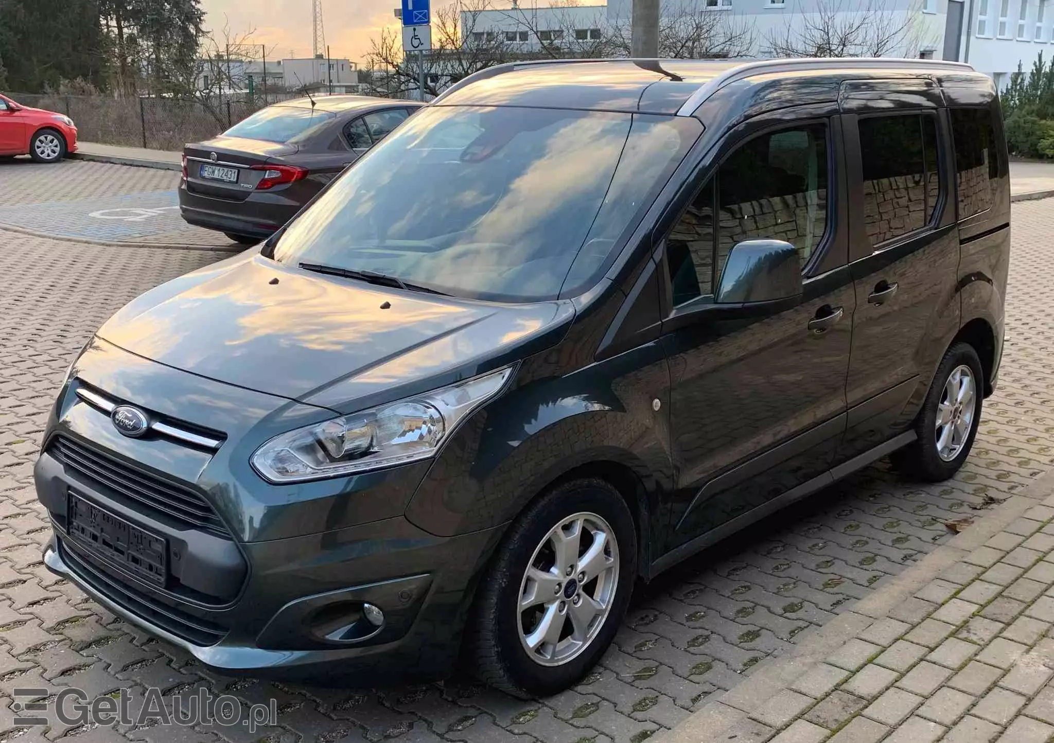 FORD Tourneo Connect 