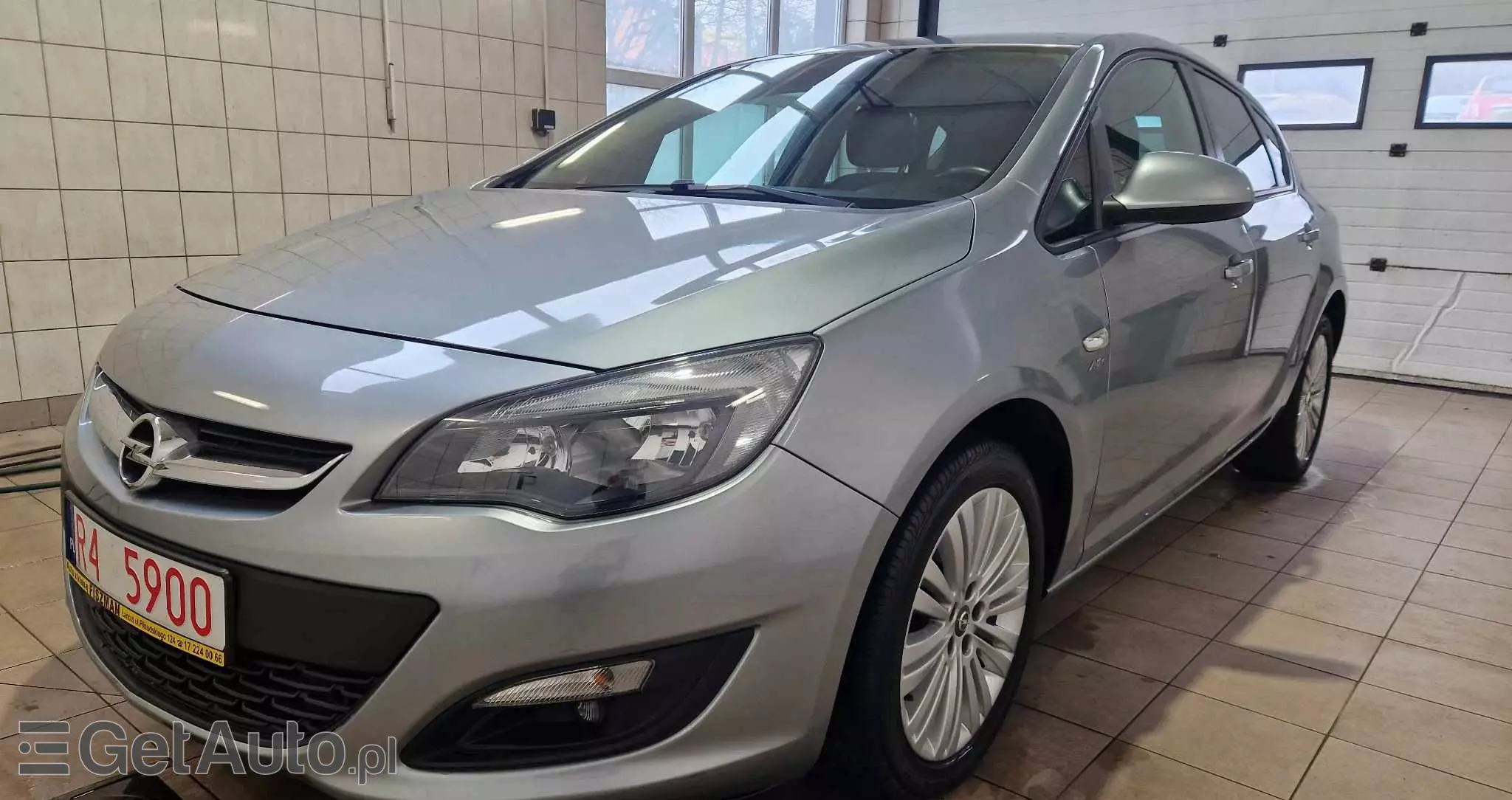 OPEL Astra 1.4 Turbo Color Edition