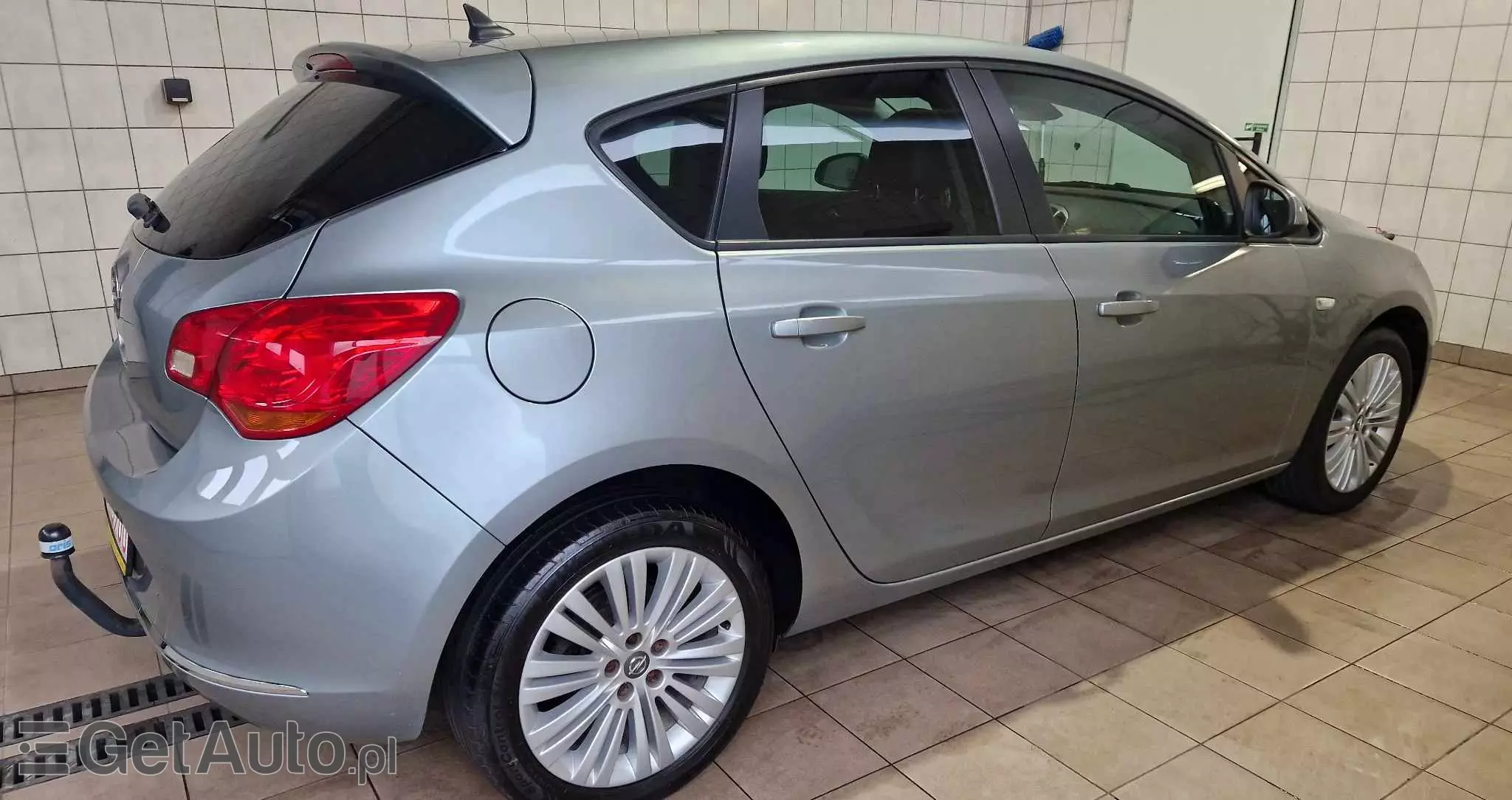 OPEL Astra 1.4 Turbo Color Edition