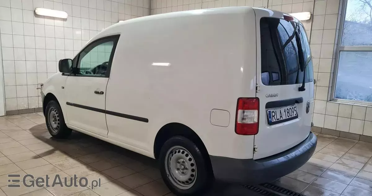 VOLKSWAGEN Caddy 