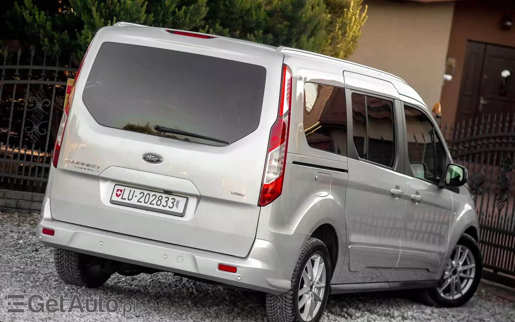 FORD Tourneo Connect Grand 