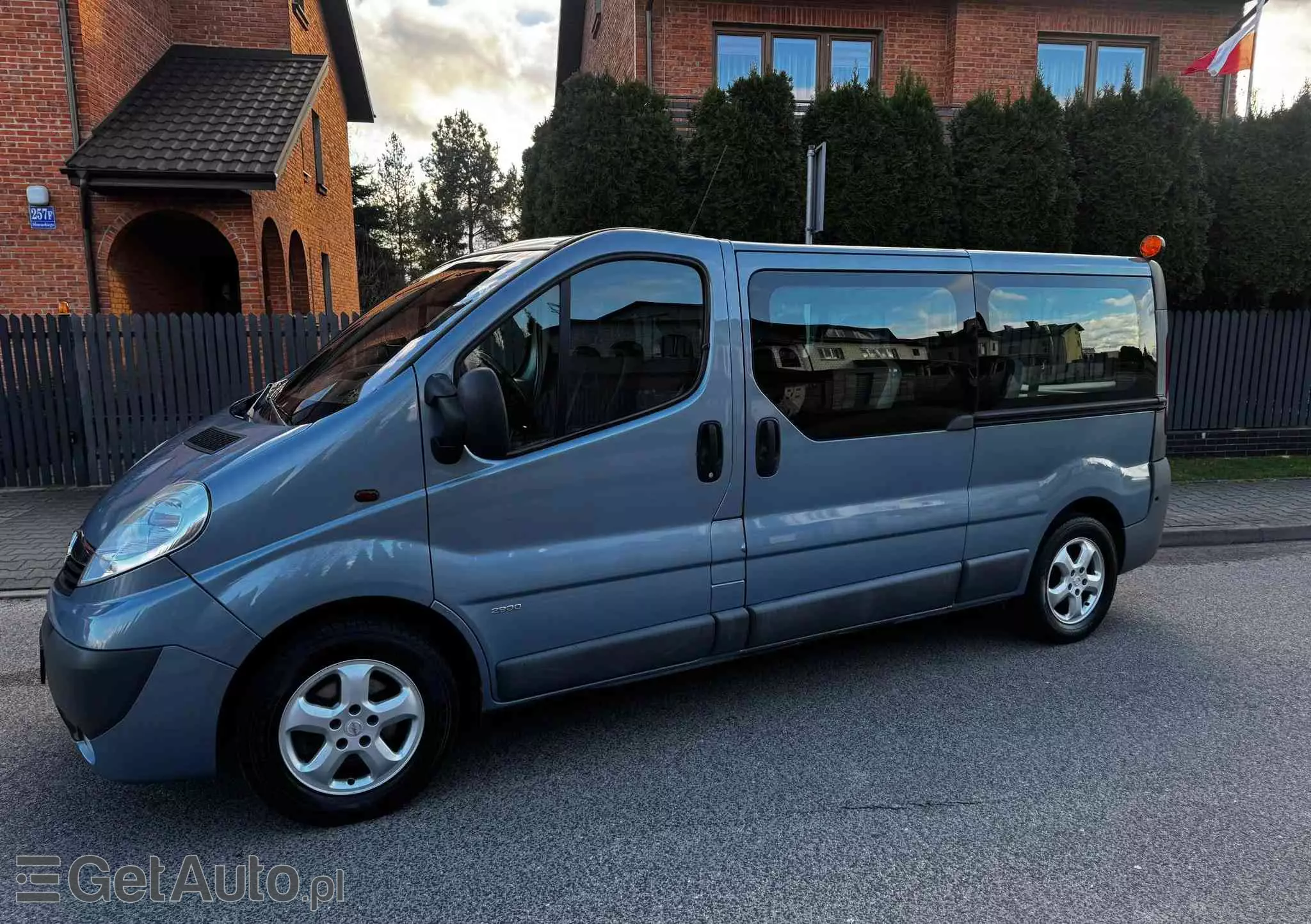 OPEL Vivaro 