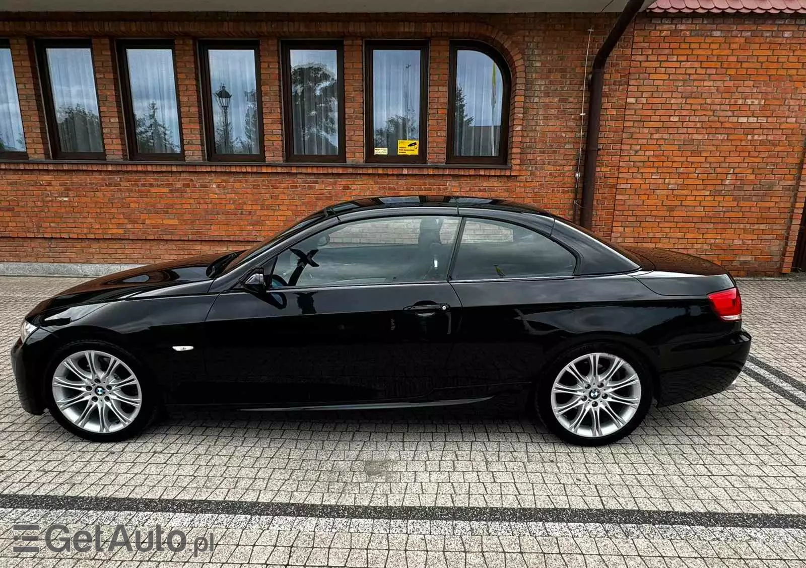 BMW Seria 3 325i