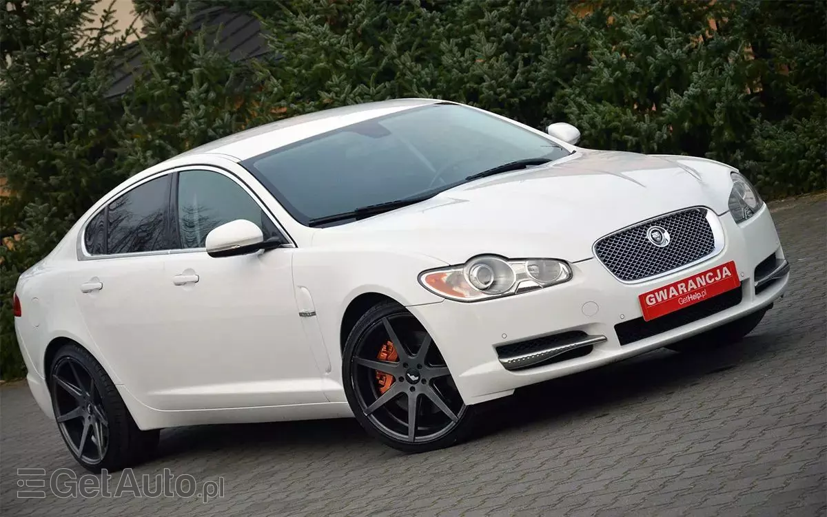 JAGUAR XF 