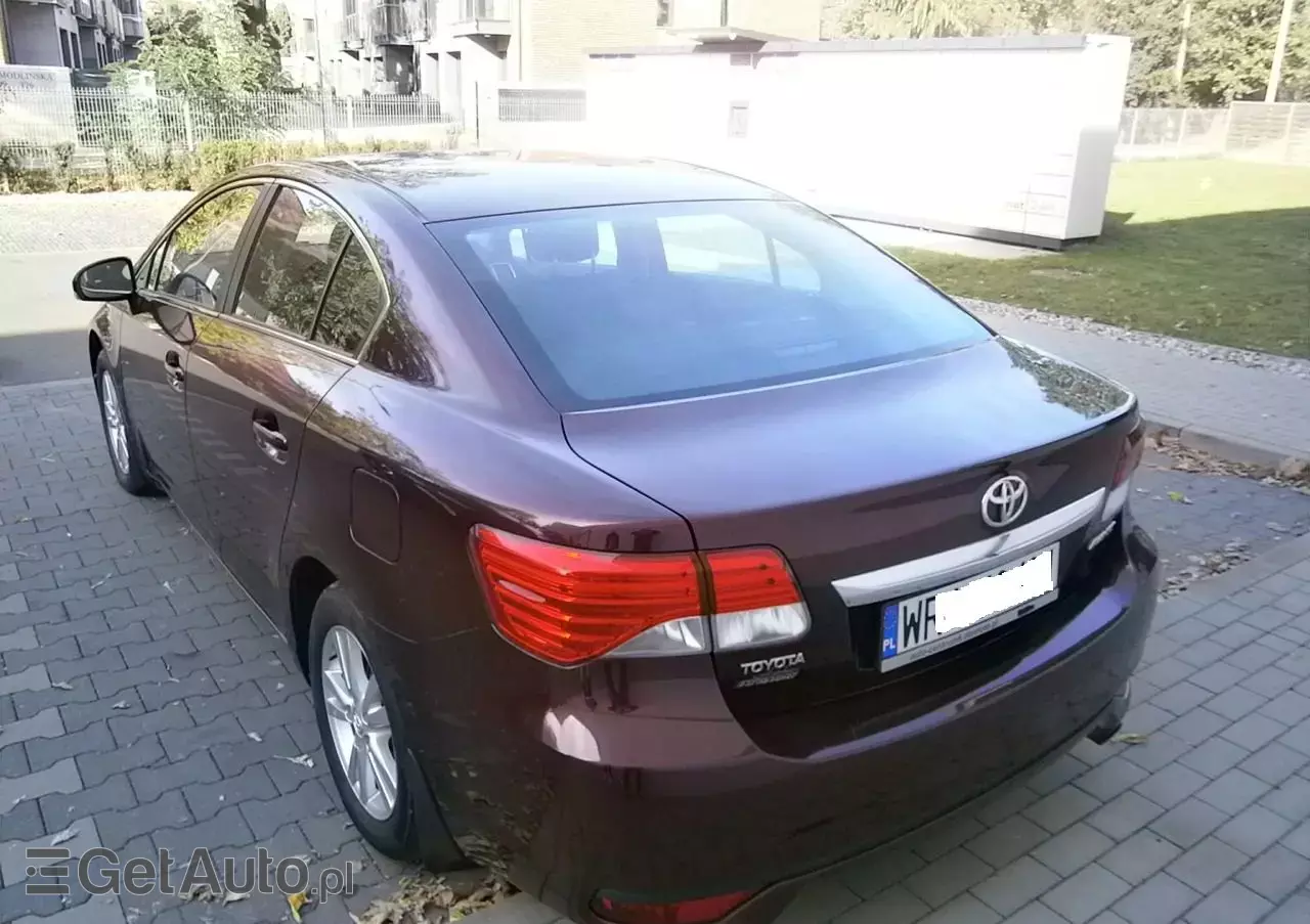 TOYOTA Avensis 1.8 Prestige