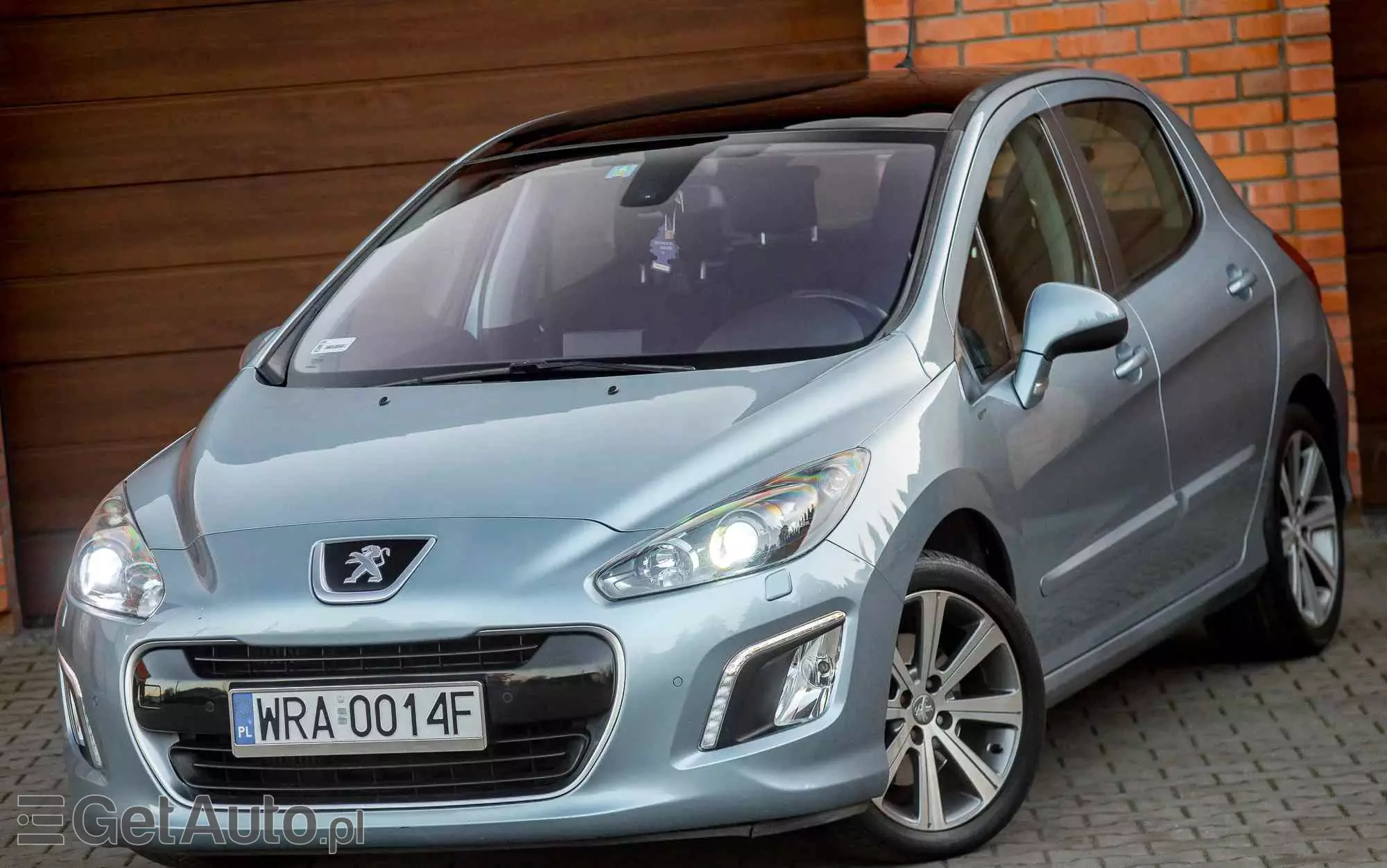 PEUGEOT 308 1.6 Premium