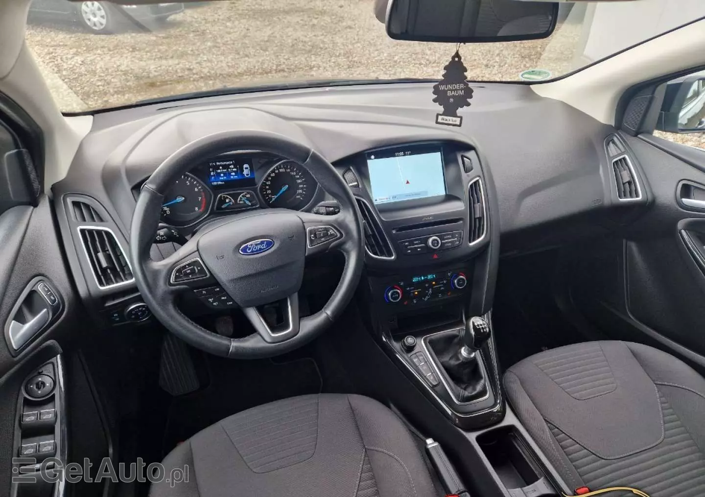 FORD Focus 1.0 EcoBoost Titanium