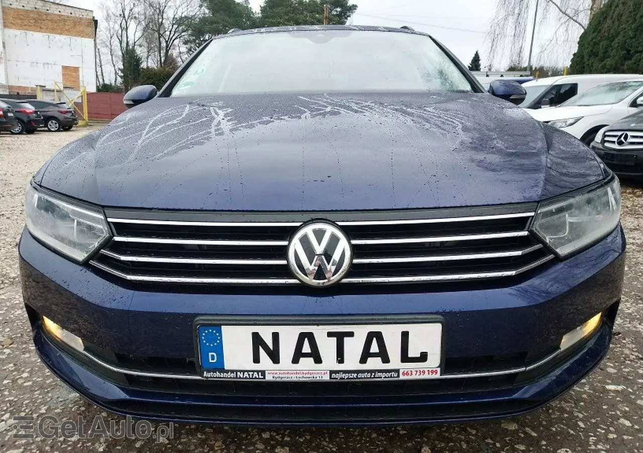 VOLKSWAGEN Passat 