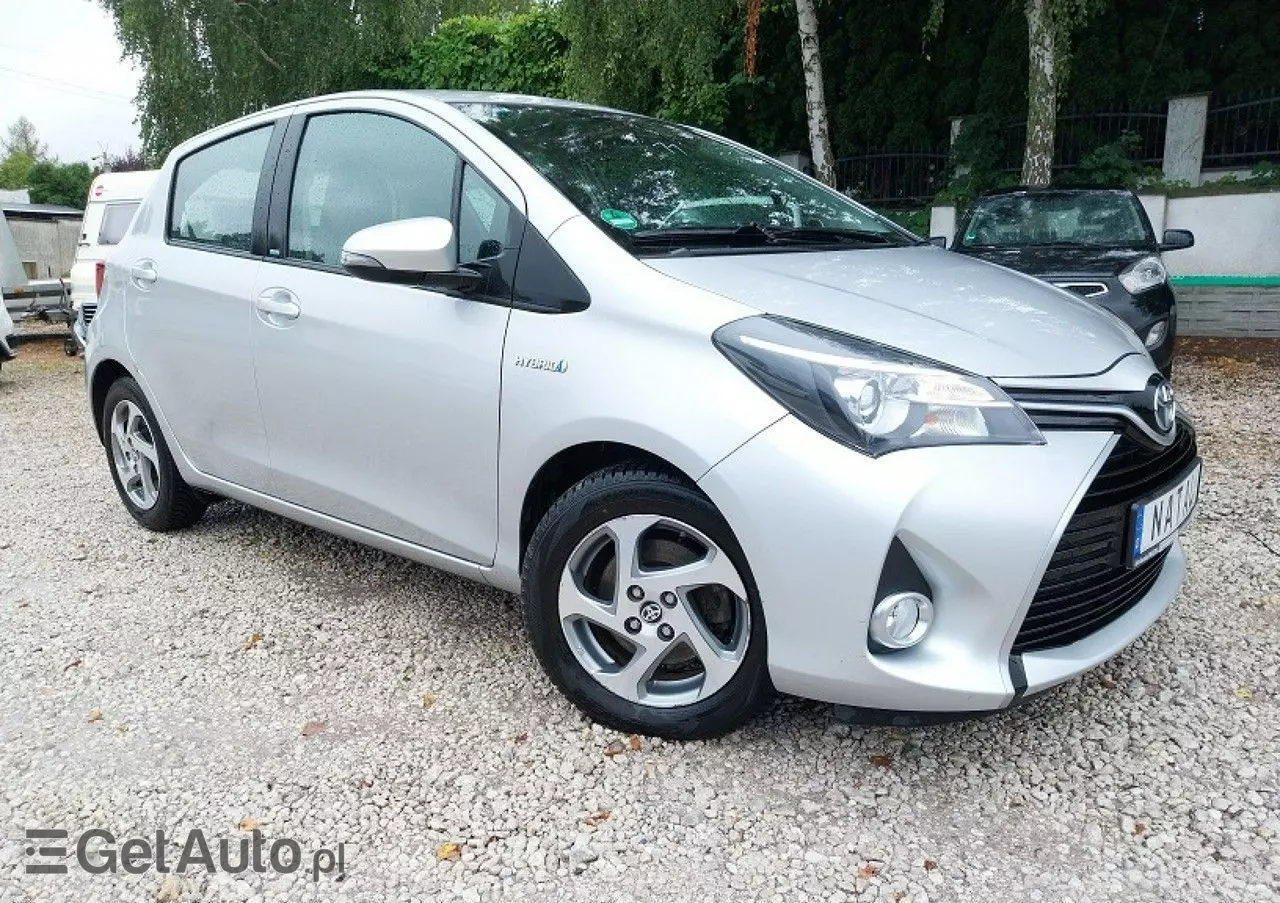 TOYOTA Yaris 