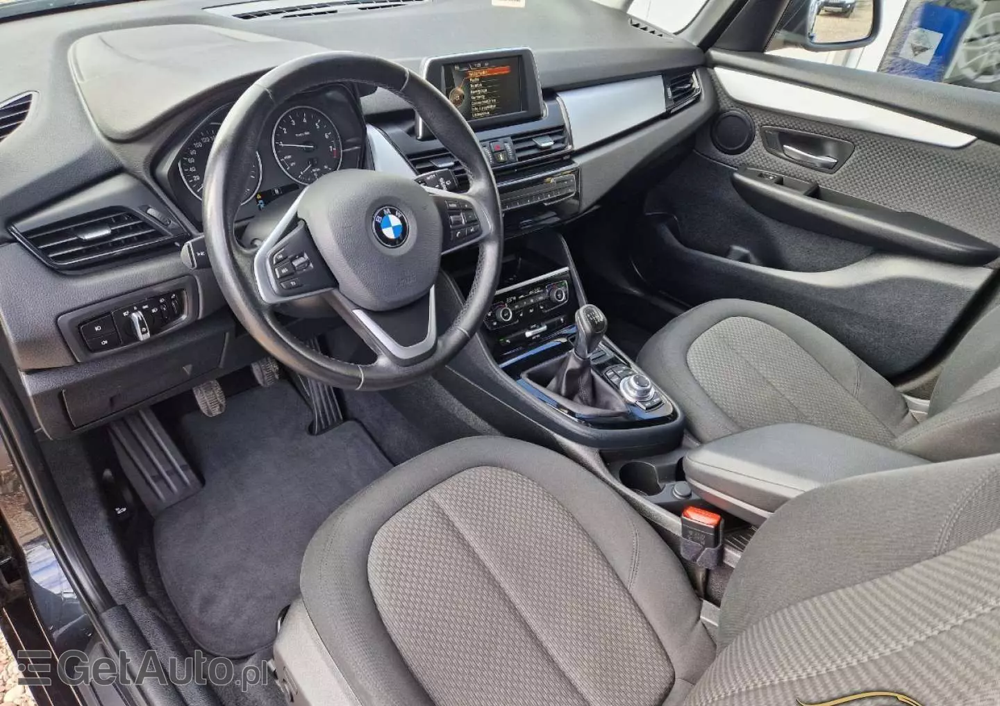 BMW Seria 2 218i Active Tourer