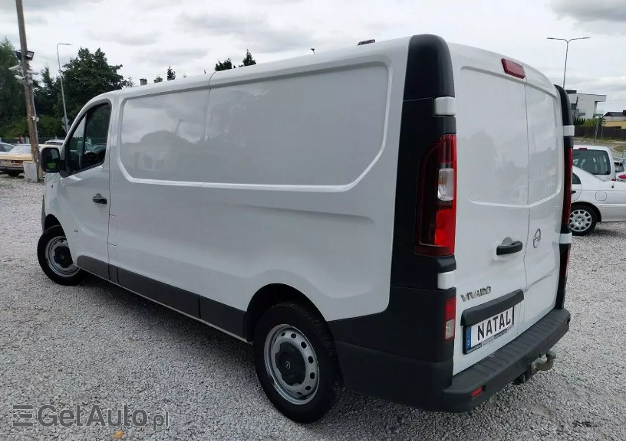 OPEL Vivaro 