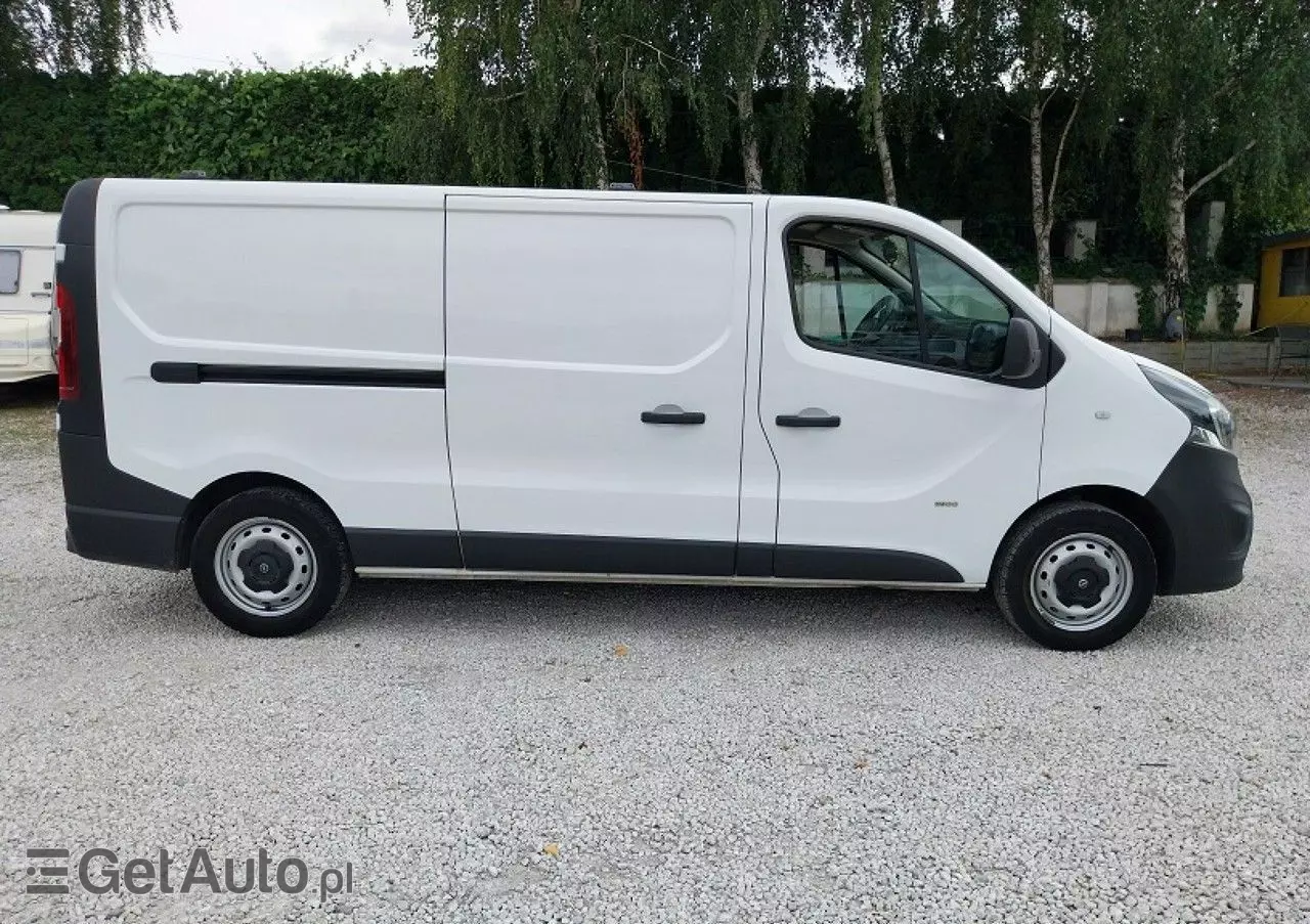 OPEL Vivaro 