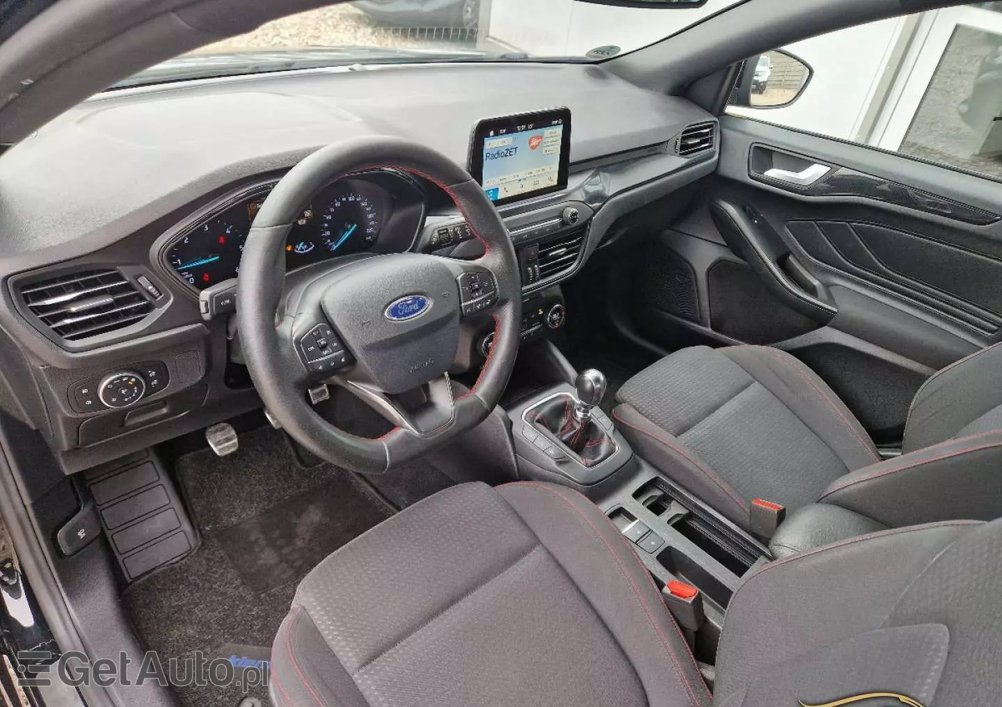 FORD Focus Turnier 1.5 EcoBlue Start-Stopp-System ST-LINE