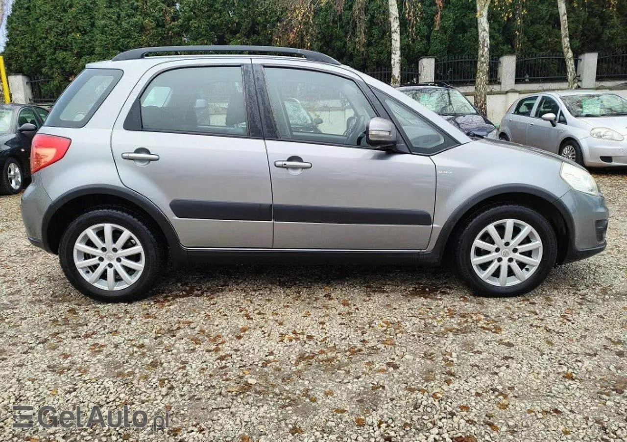 SUZUKI SX4 