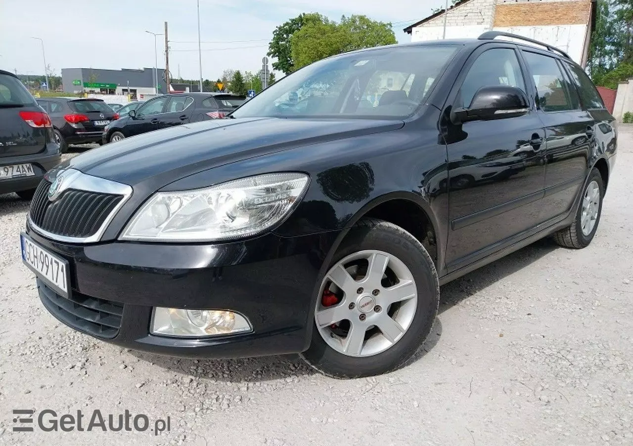 SKODA Octavia 1.6 TDI Ambition DSG