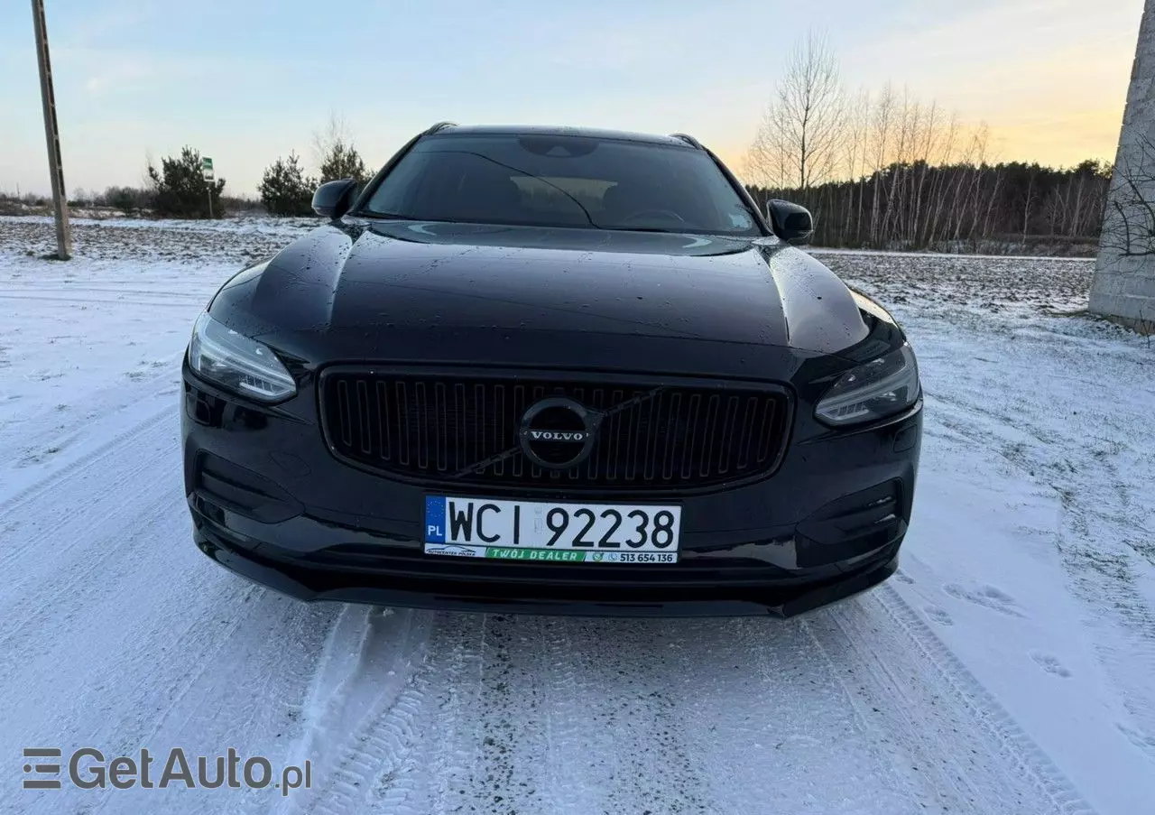 VOLVO V90 